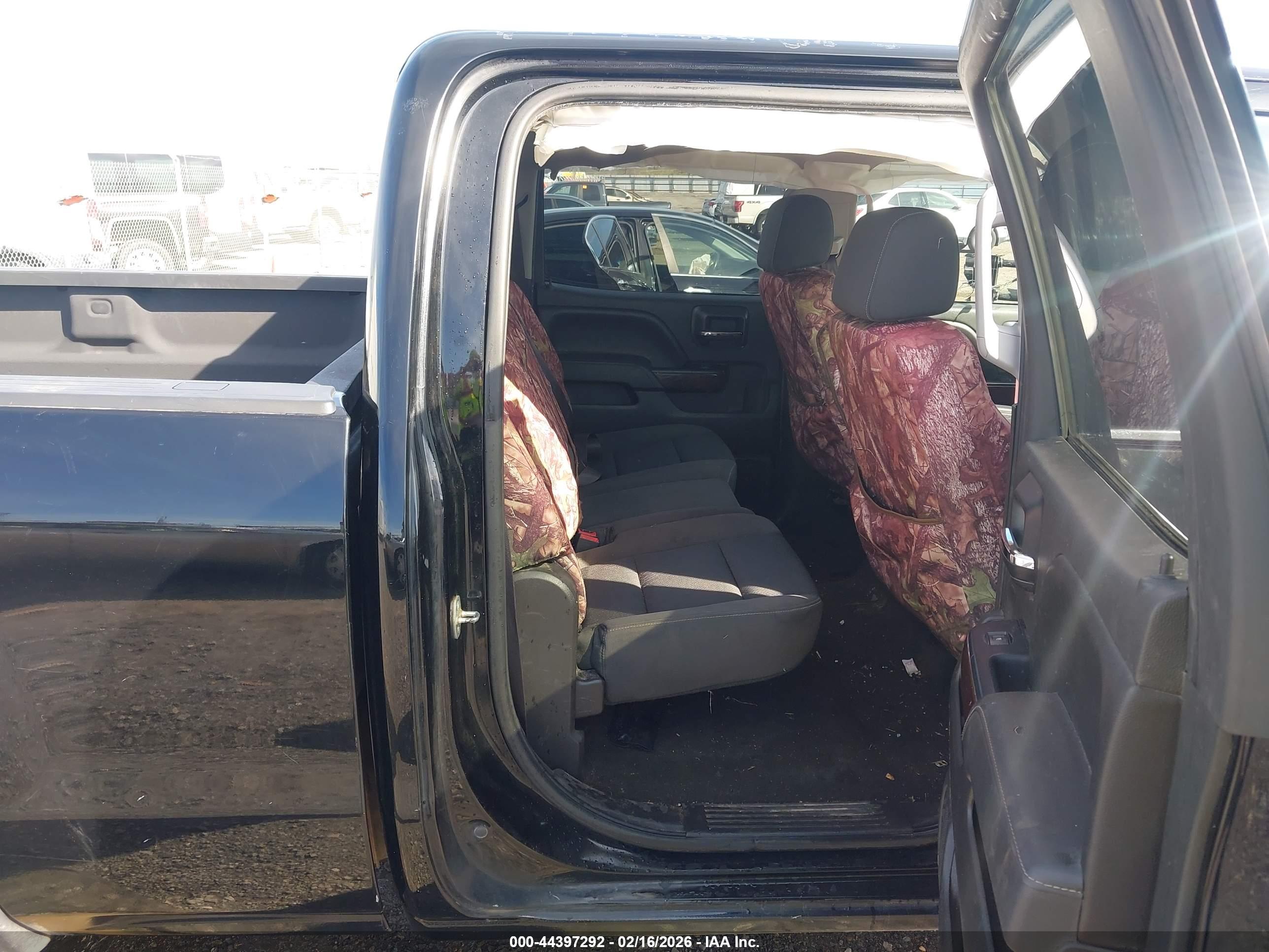 GMC SIERRA image 8
