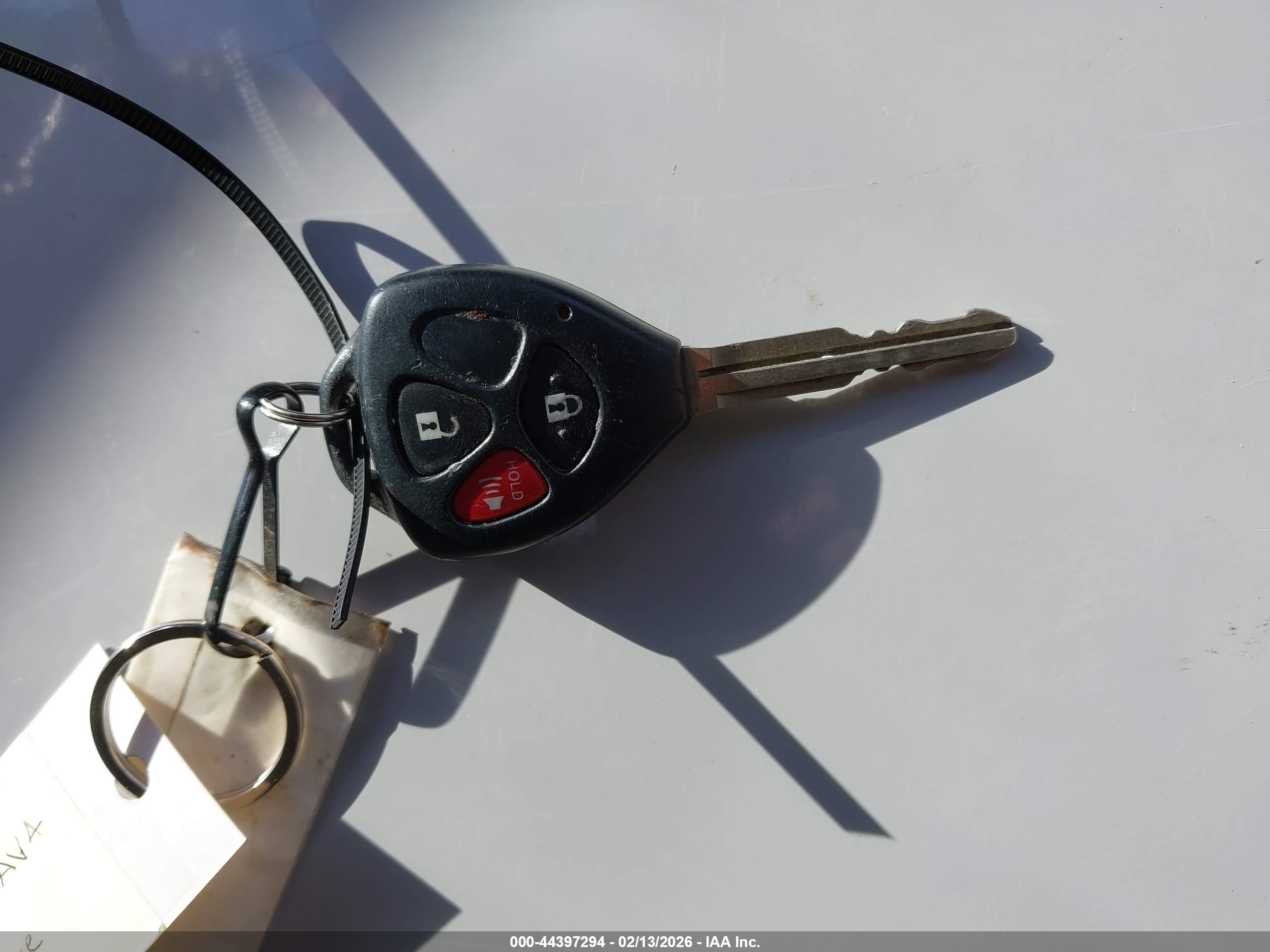TOYOTA RAV4 image 11