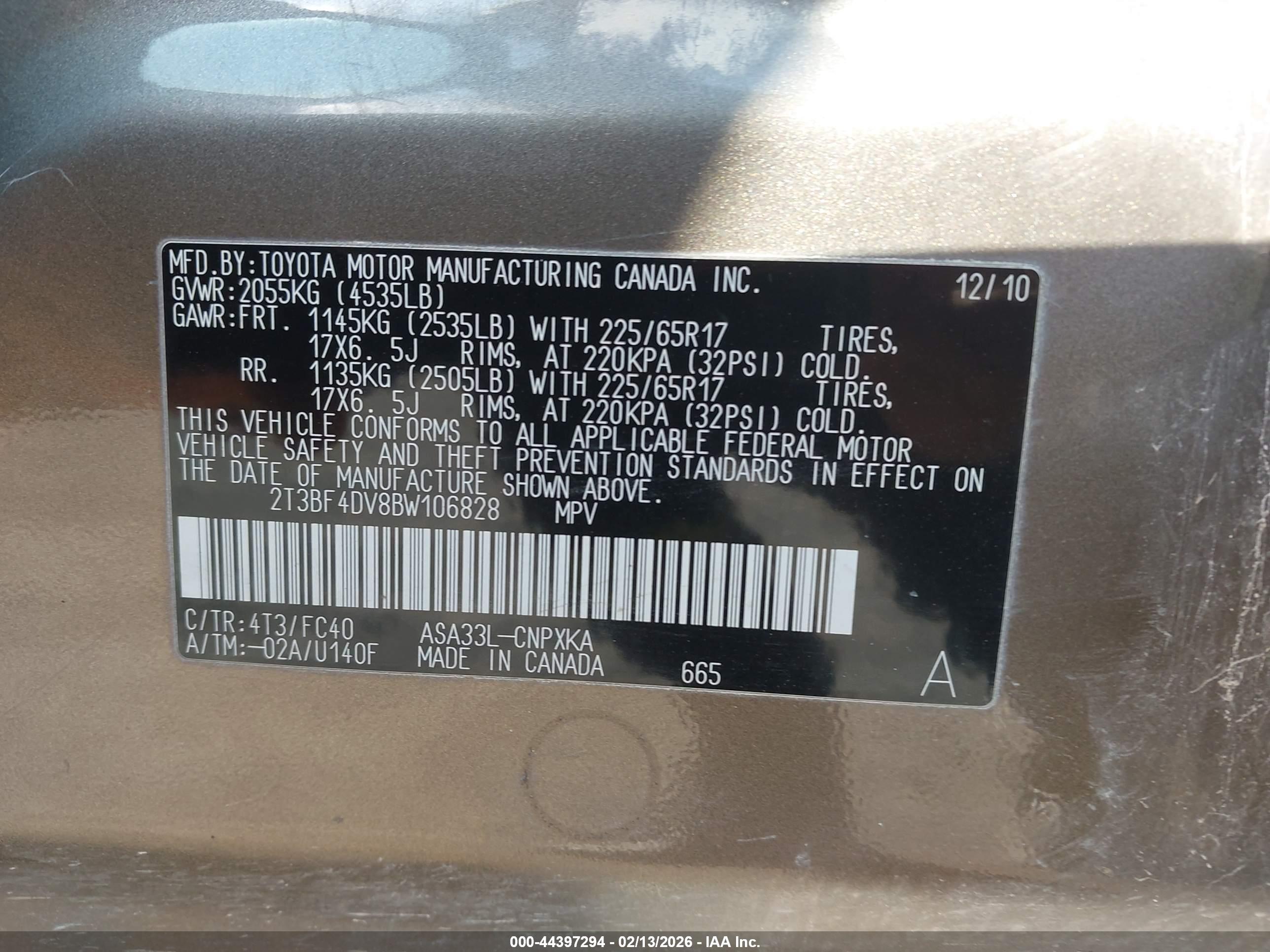 TOYOTA RAV4 image 9