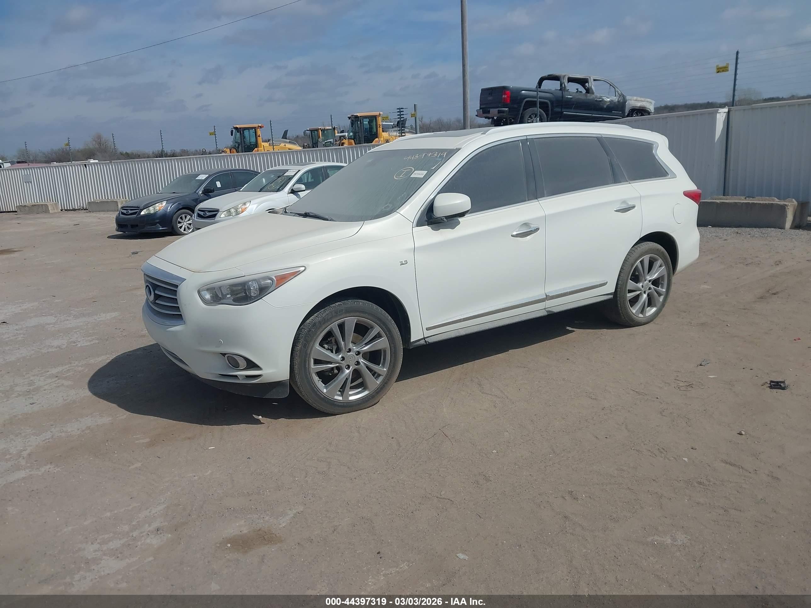 INFINITI QX60 image 2