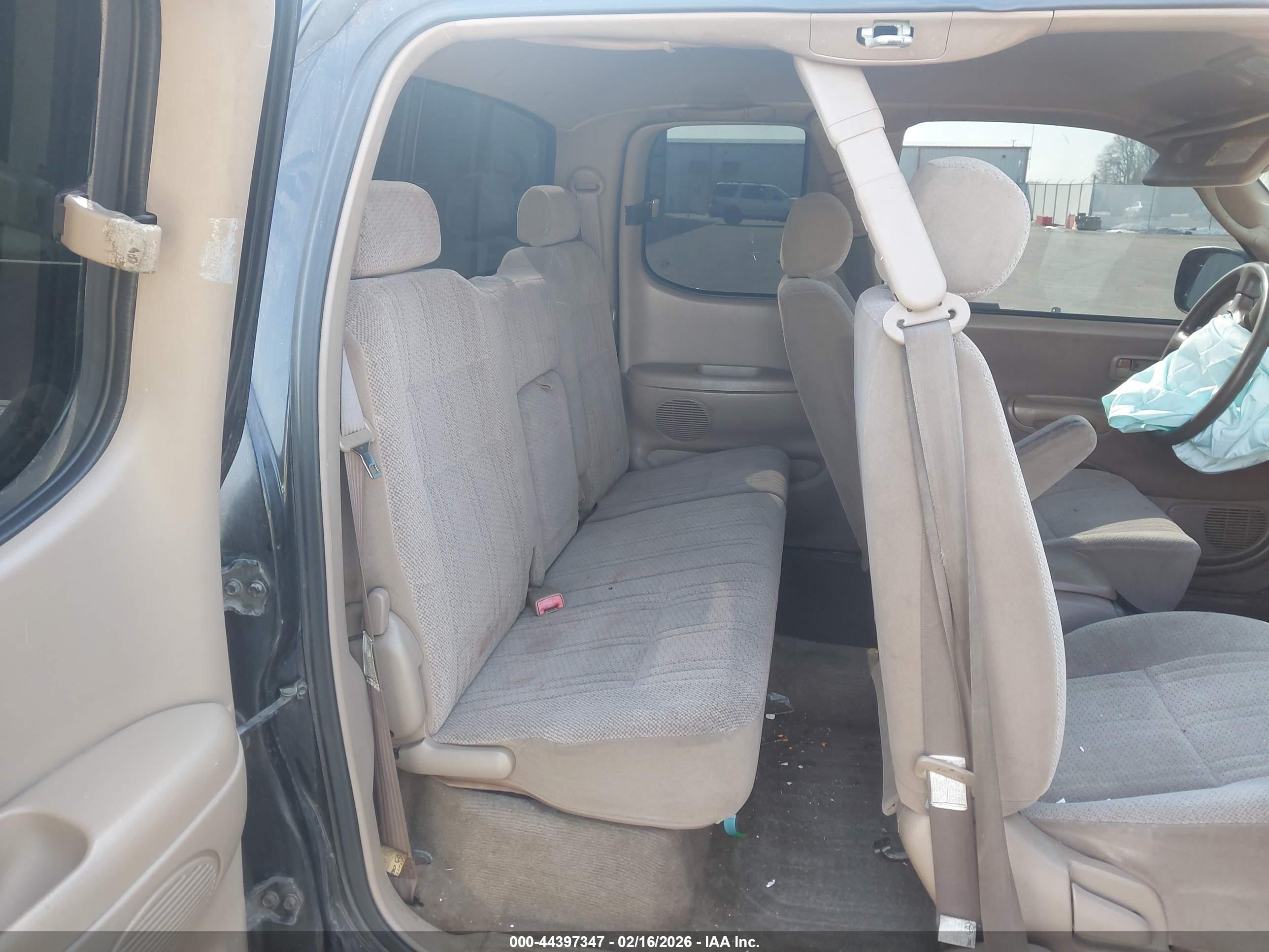 TOYOTA TUNDRA image 8