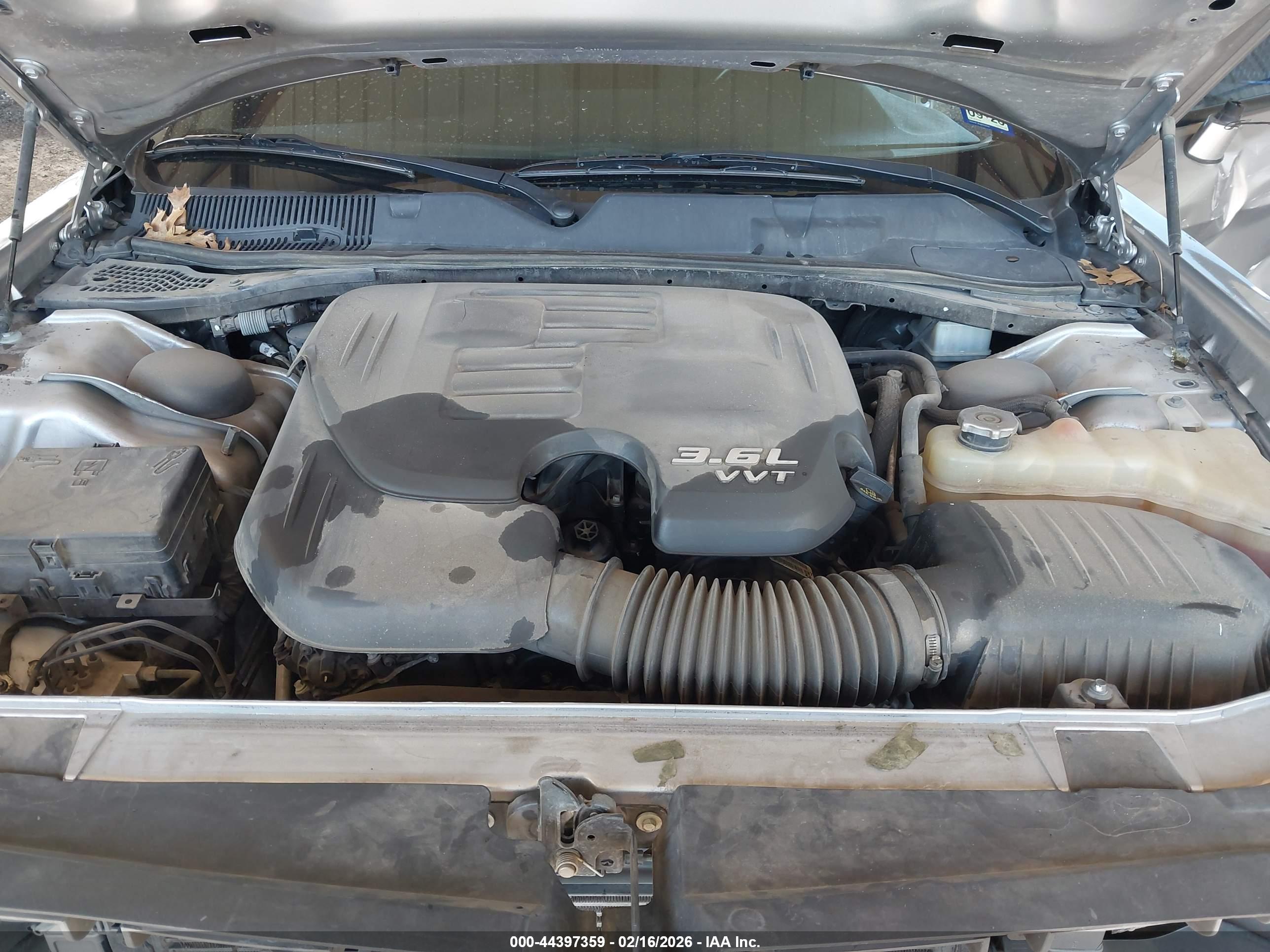 DODGE CHALLENGER image 10