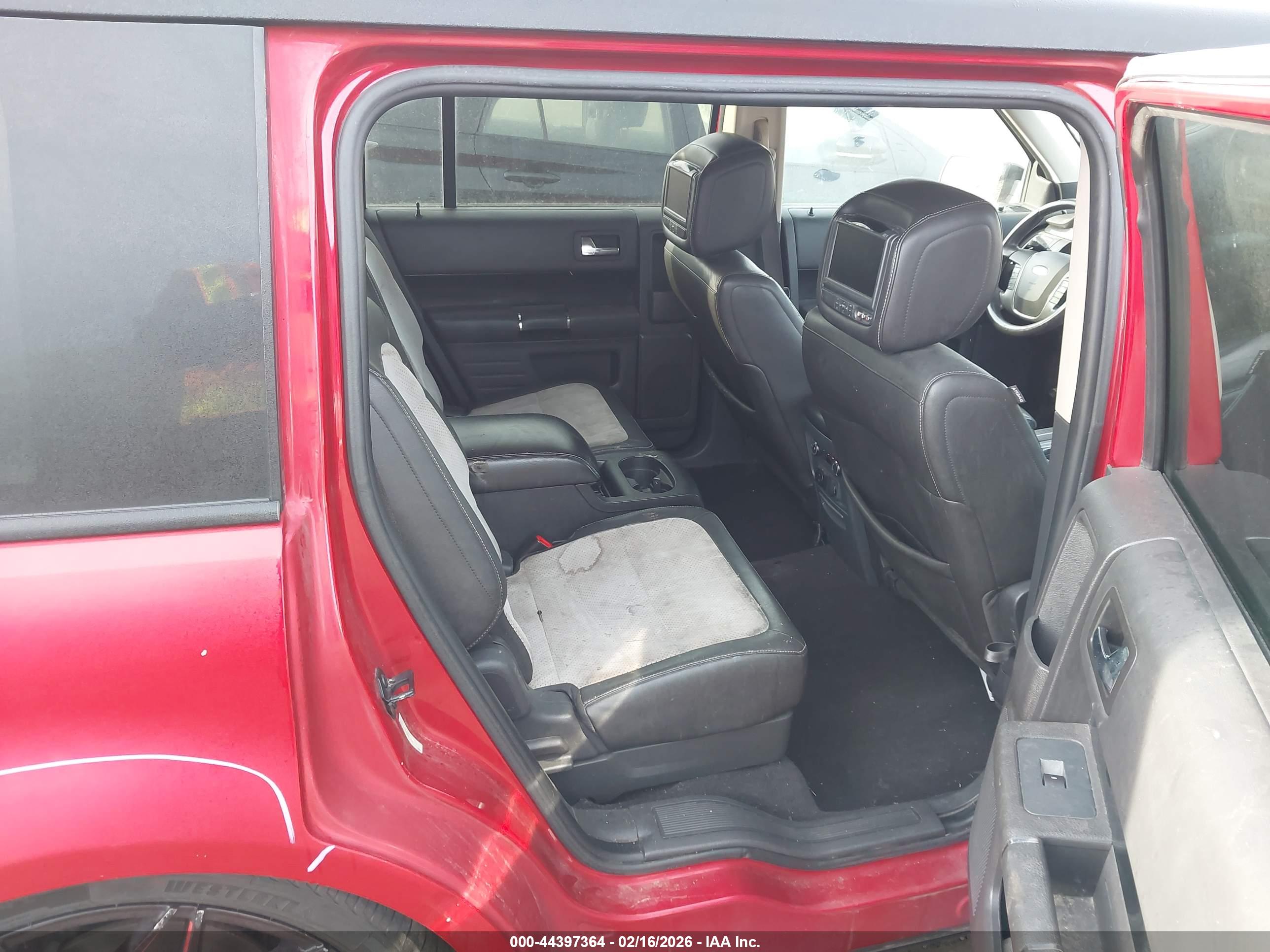 FORD FLEX image 8