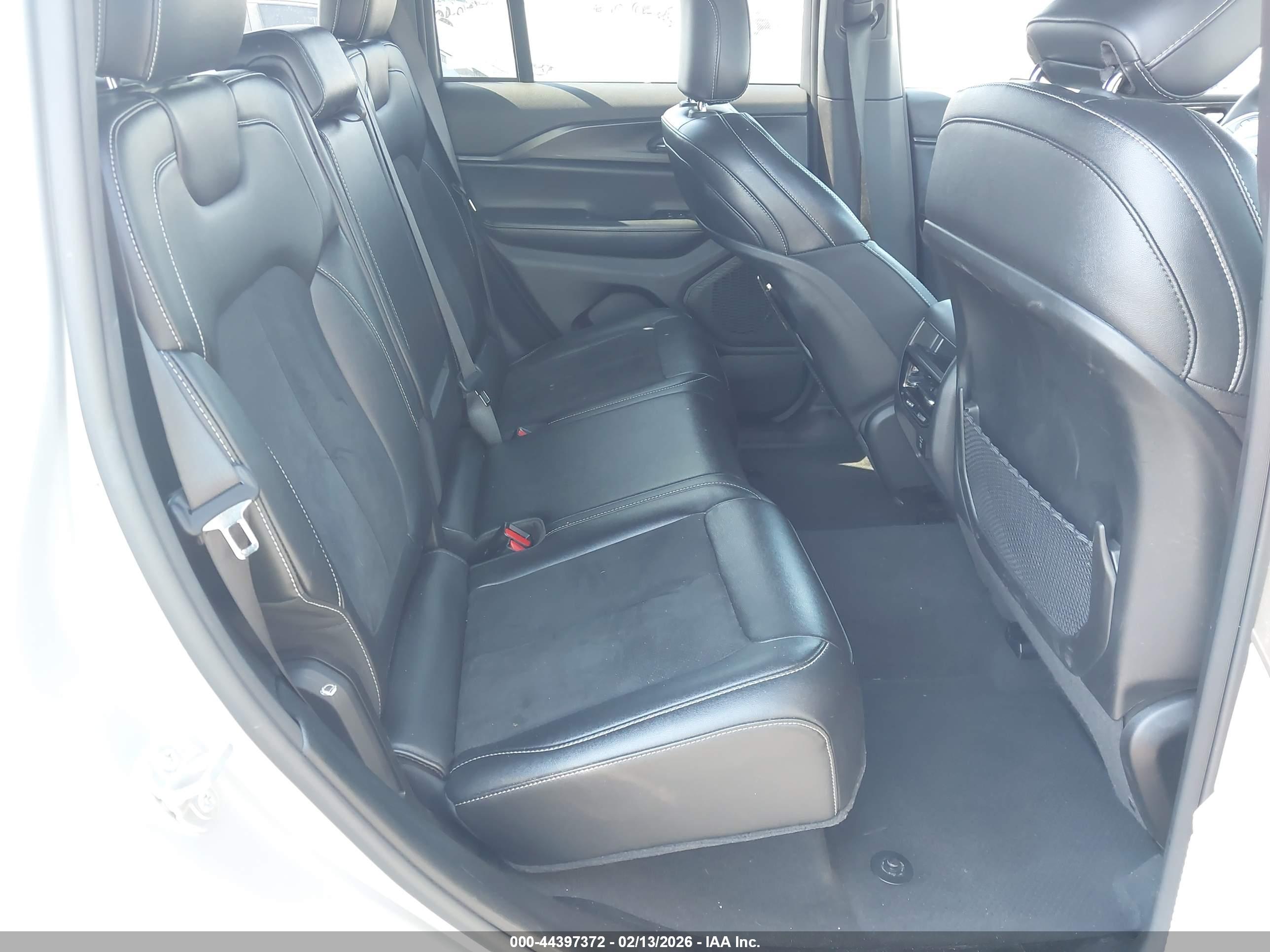 JEEP GRAND image 8