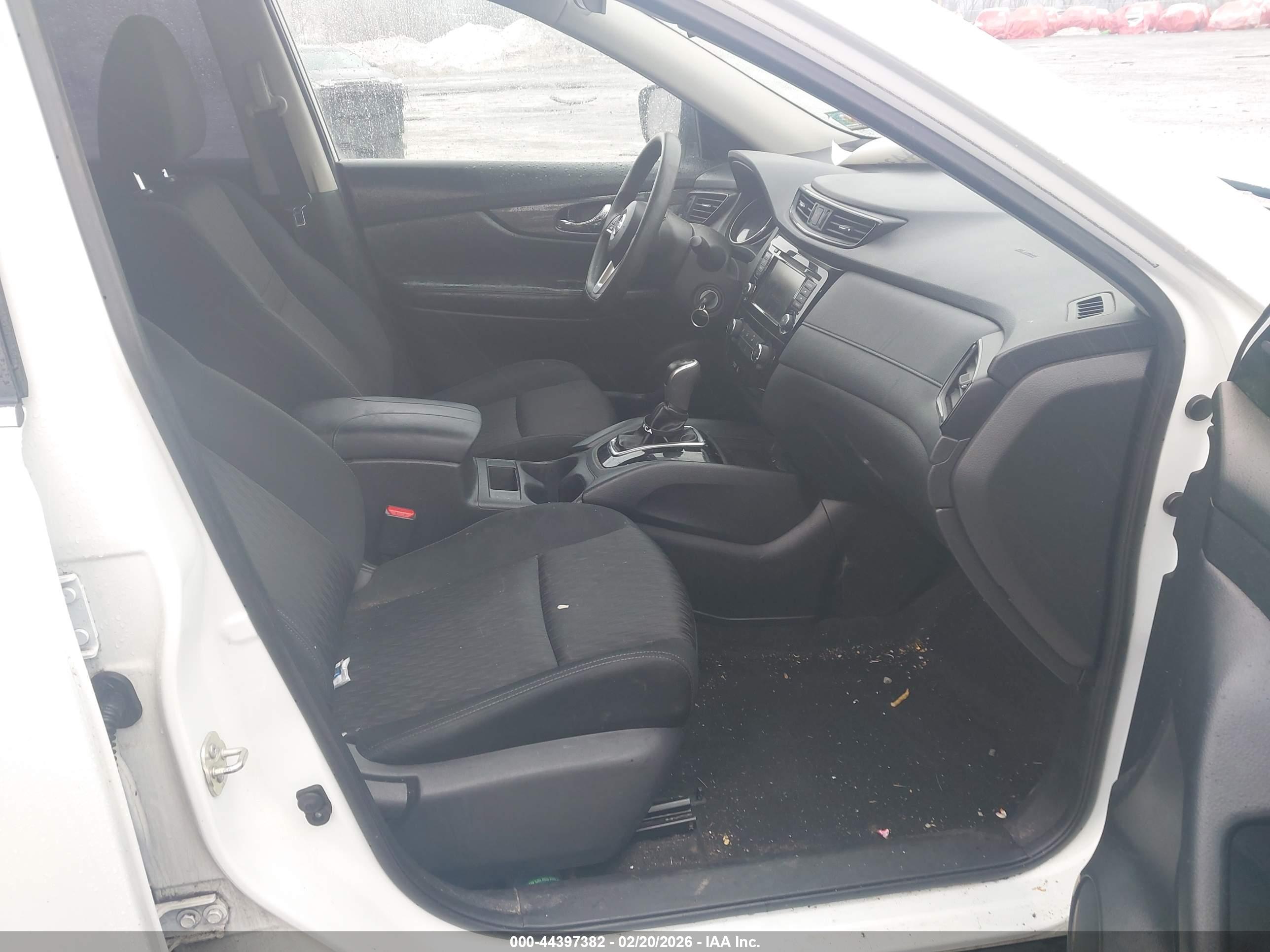 NISSAN ROGUE image 5