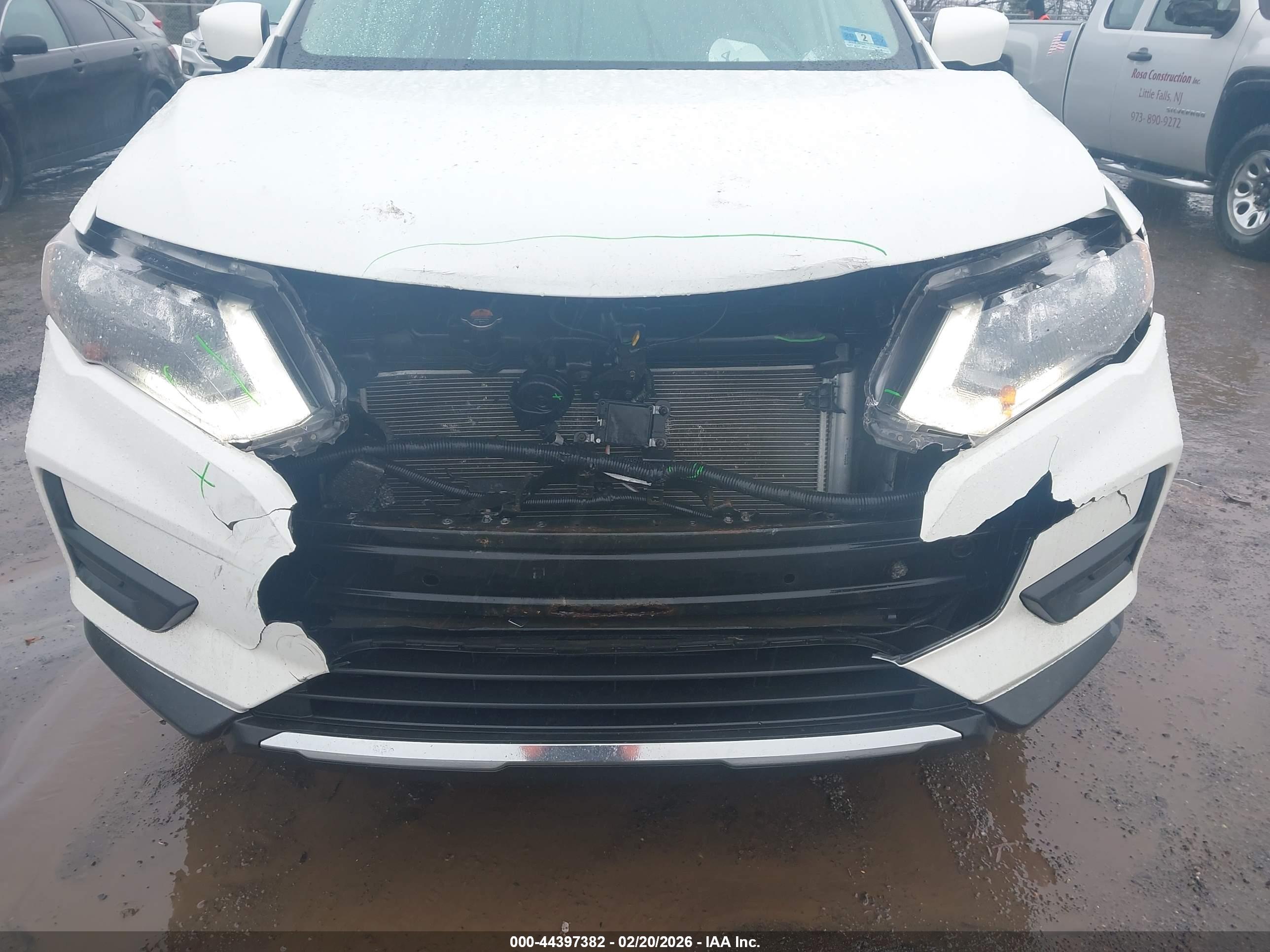NISSAN ROGUE image 6
