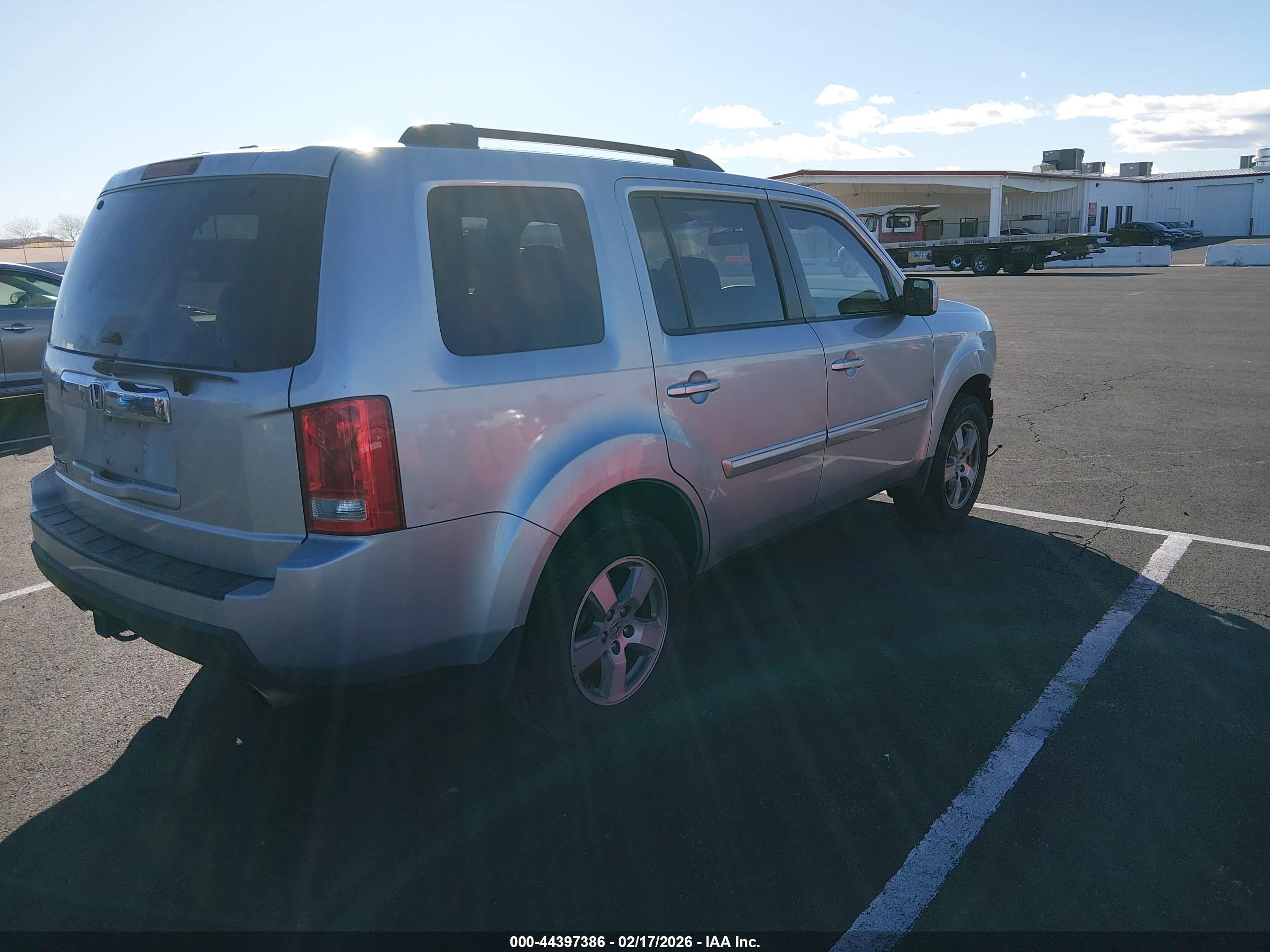 HONDA PILOT image 4