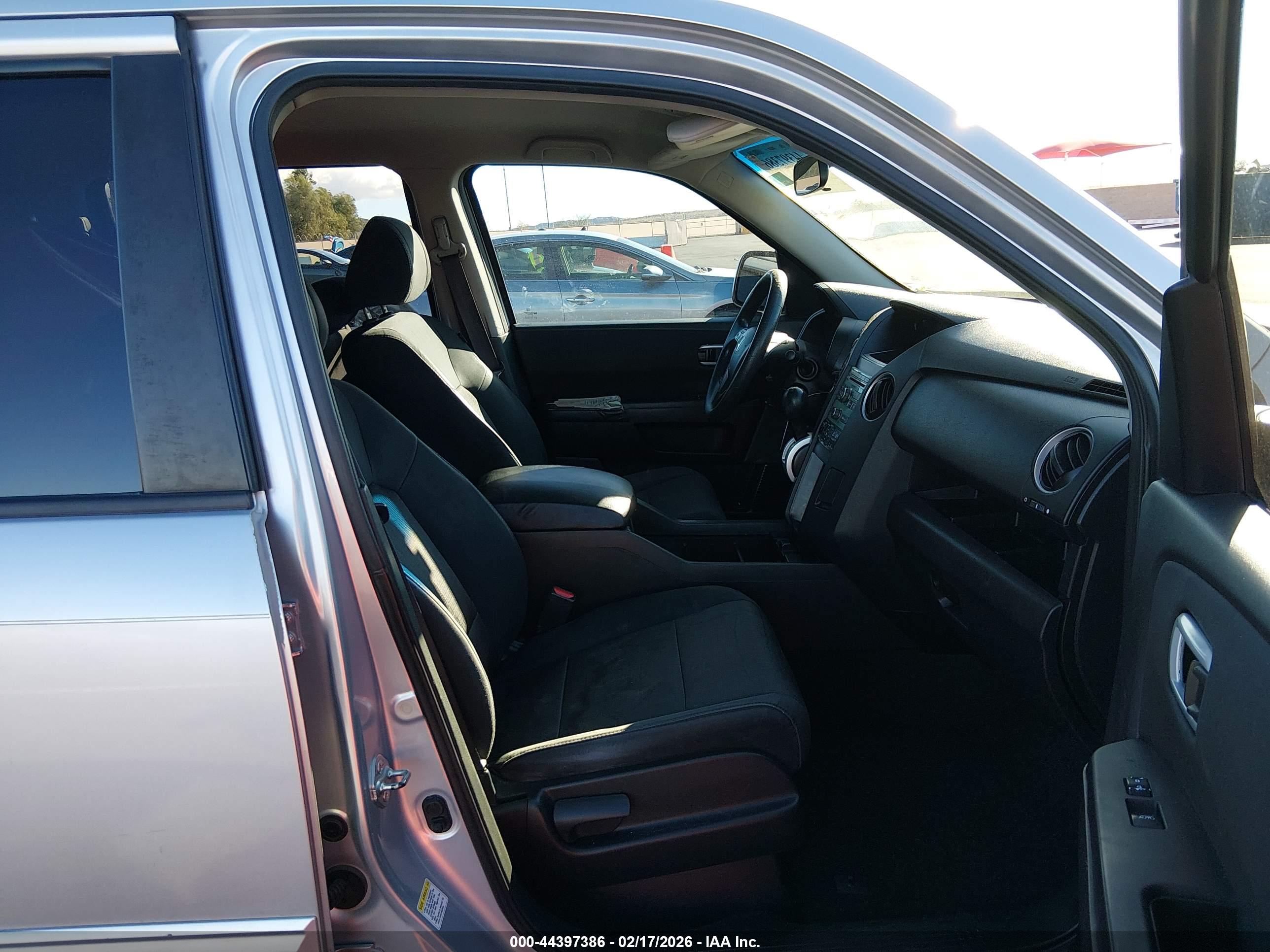 HONDA PILOT image 5