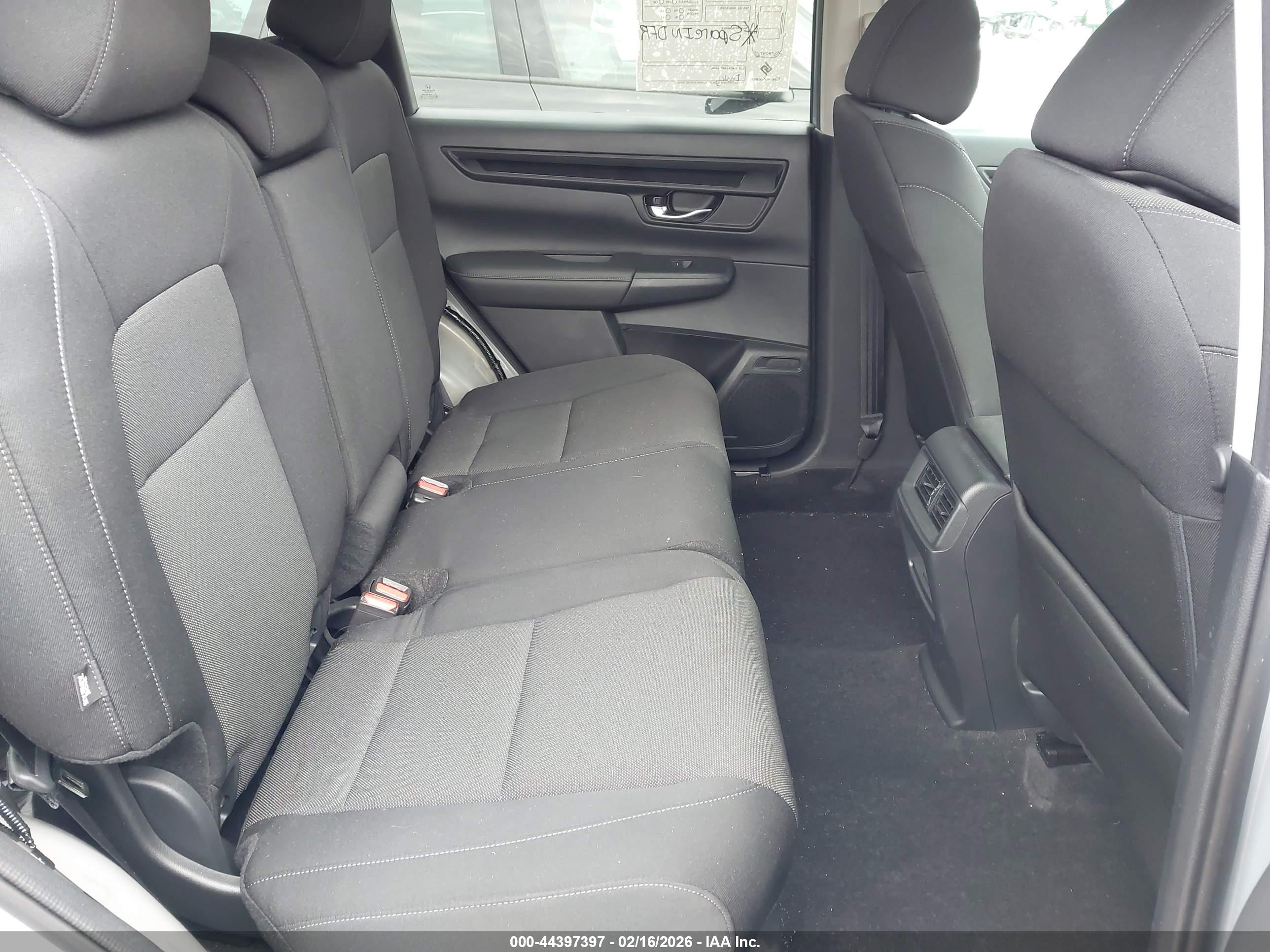 HONDA CR-V image 8