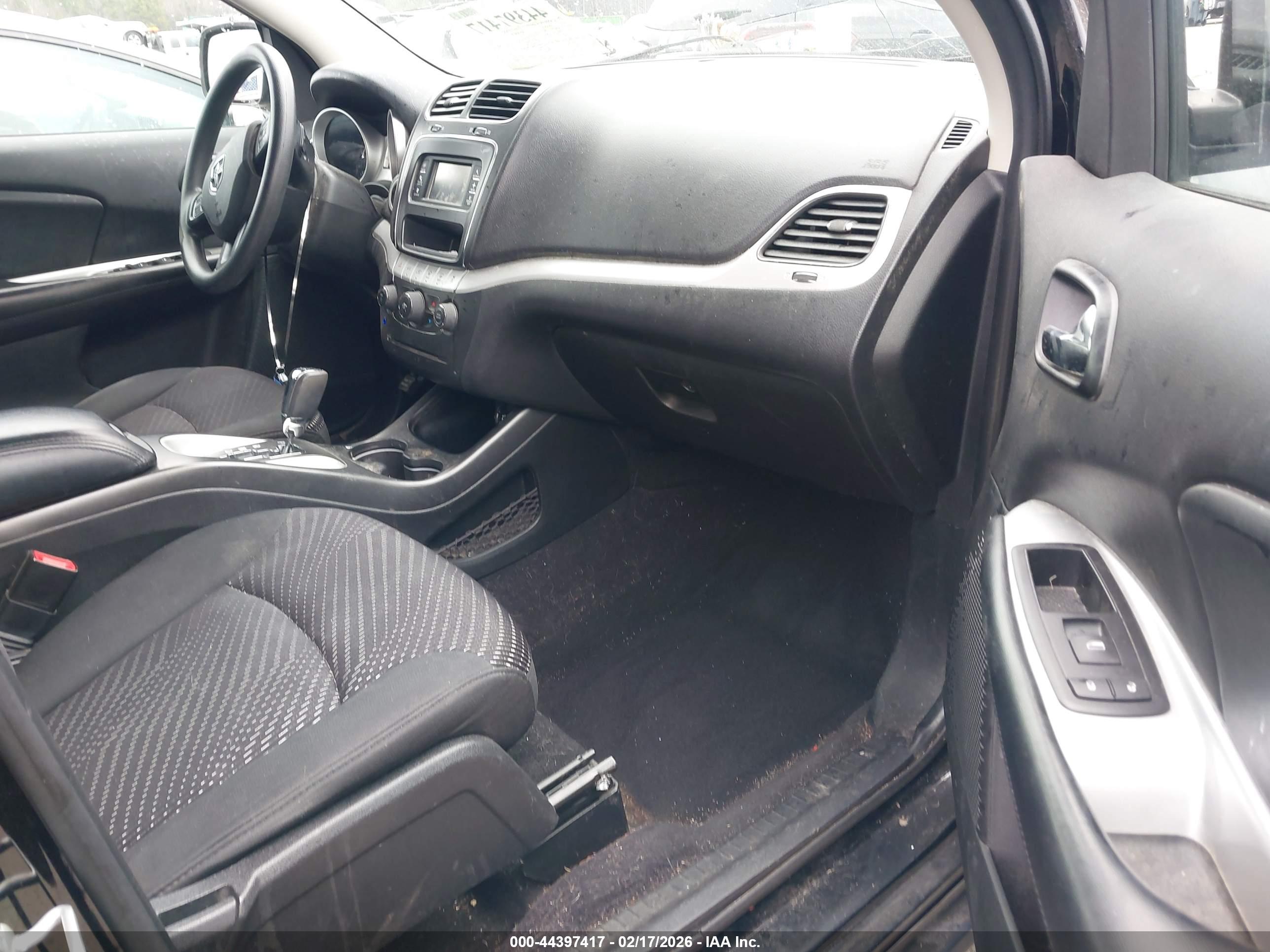 DODGE JOURNEY image 5