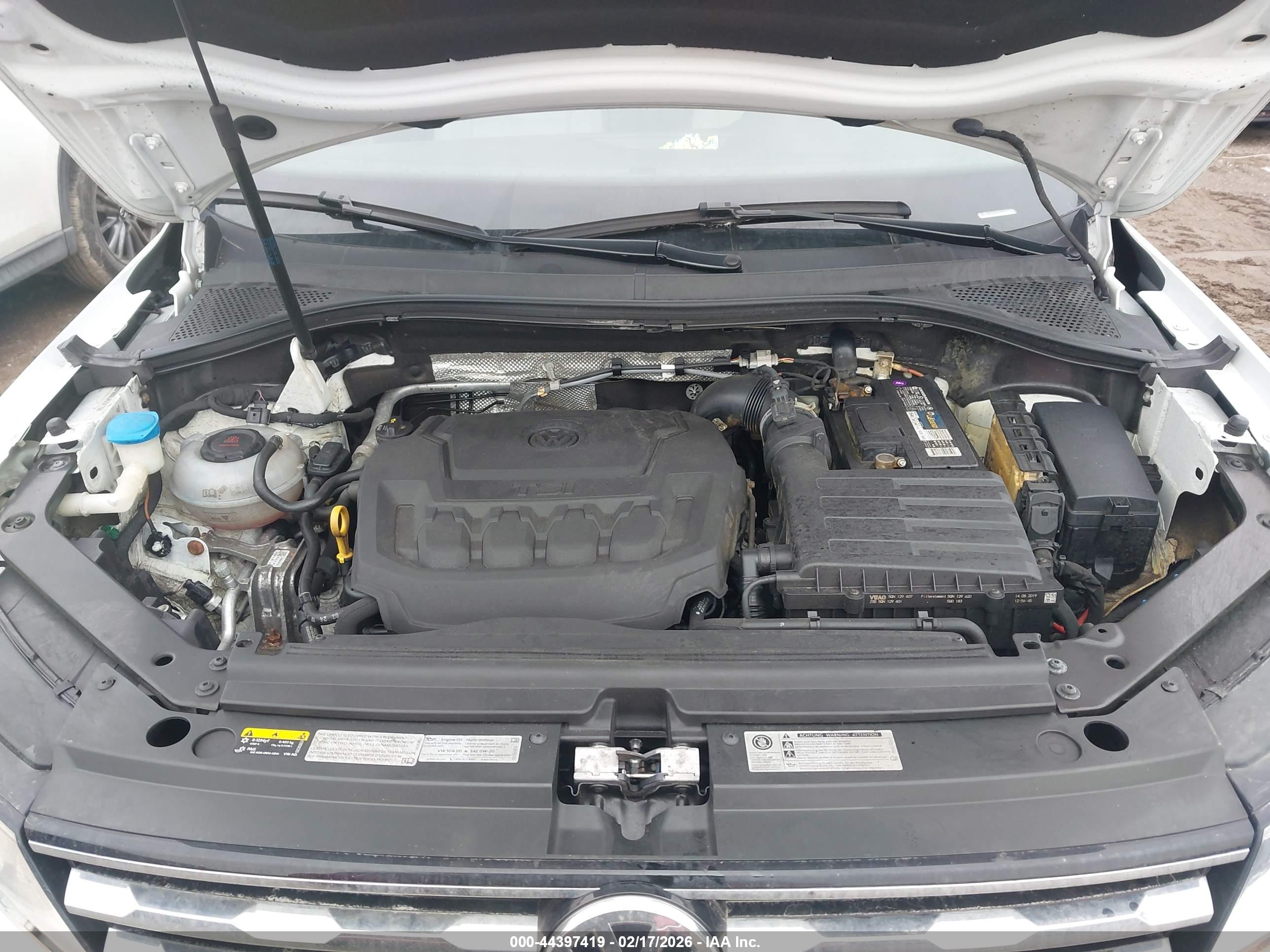 VOLKSWAGEN TIGUAN image 10