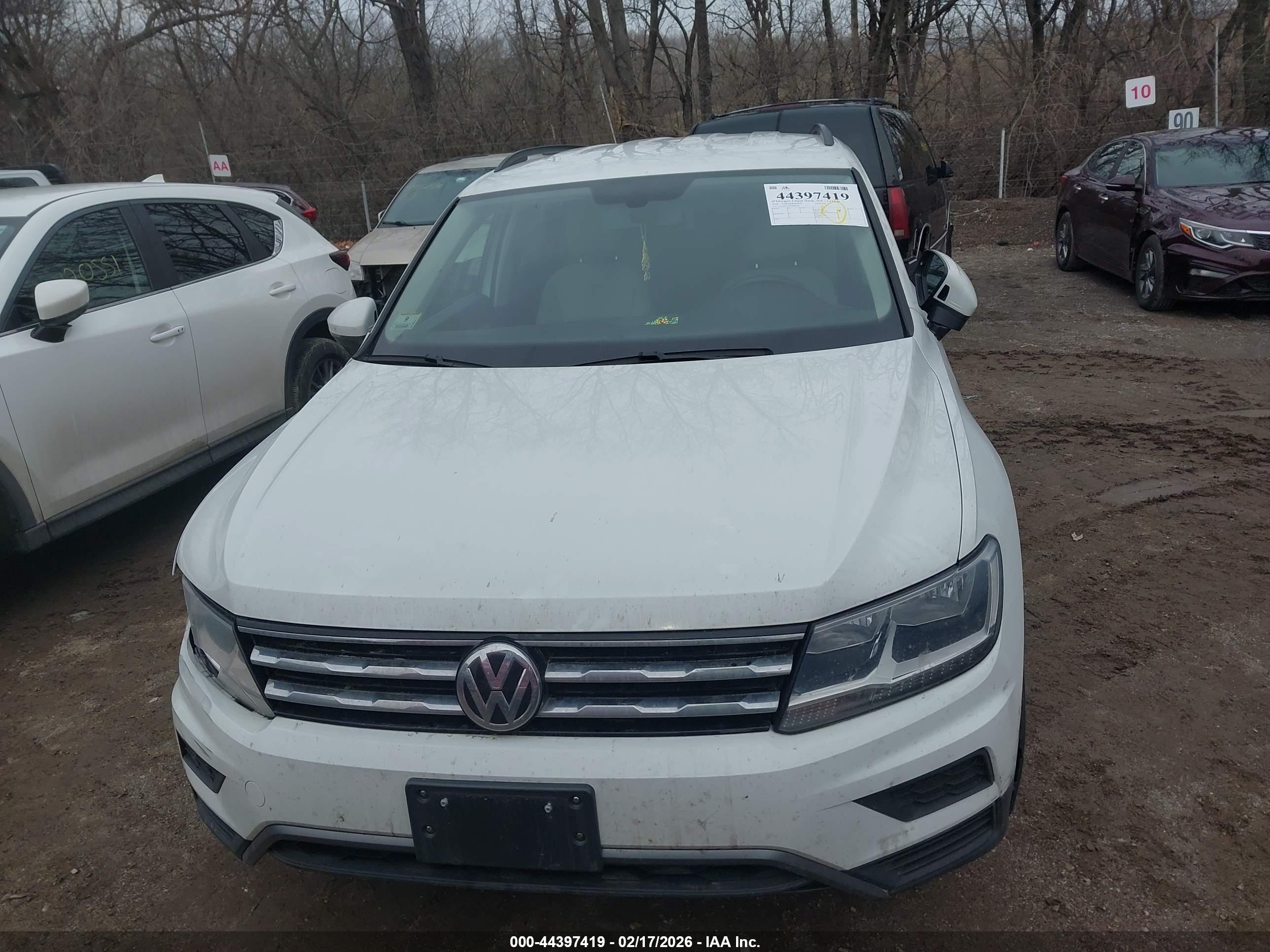 VOLKSWAGEN TIGUAN image 6