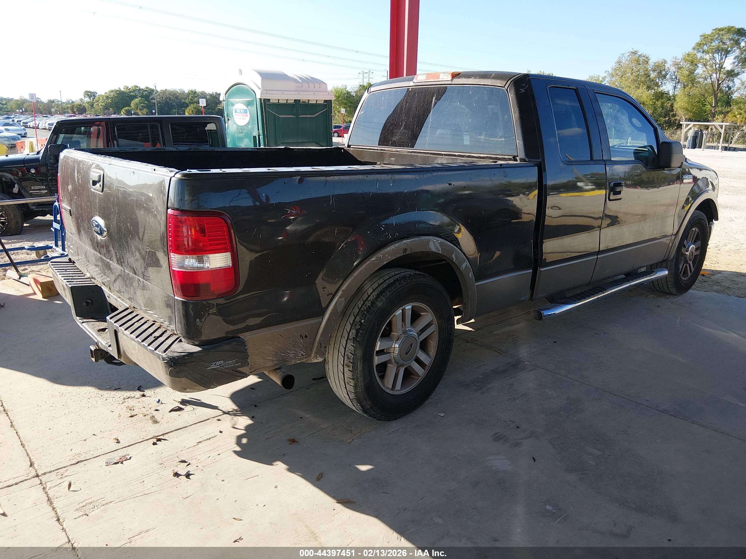 FORD F-150 image 4