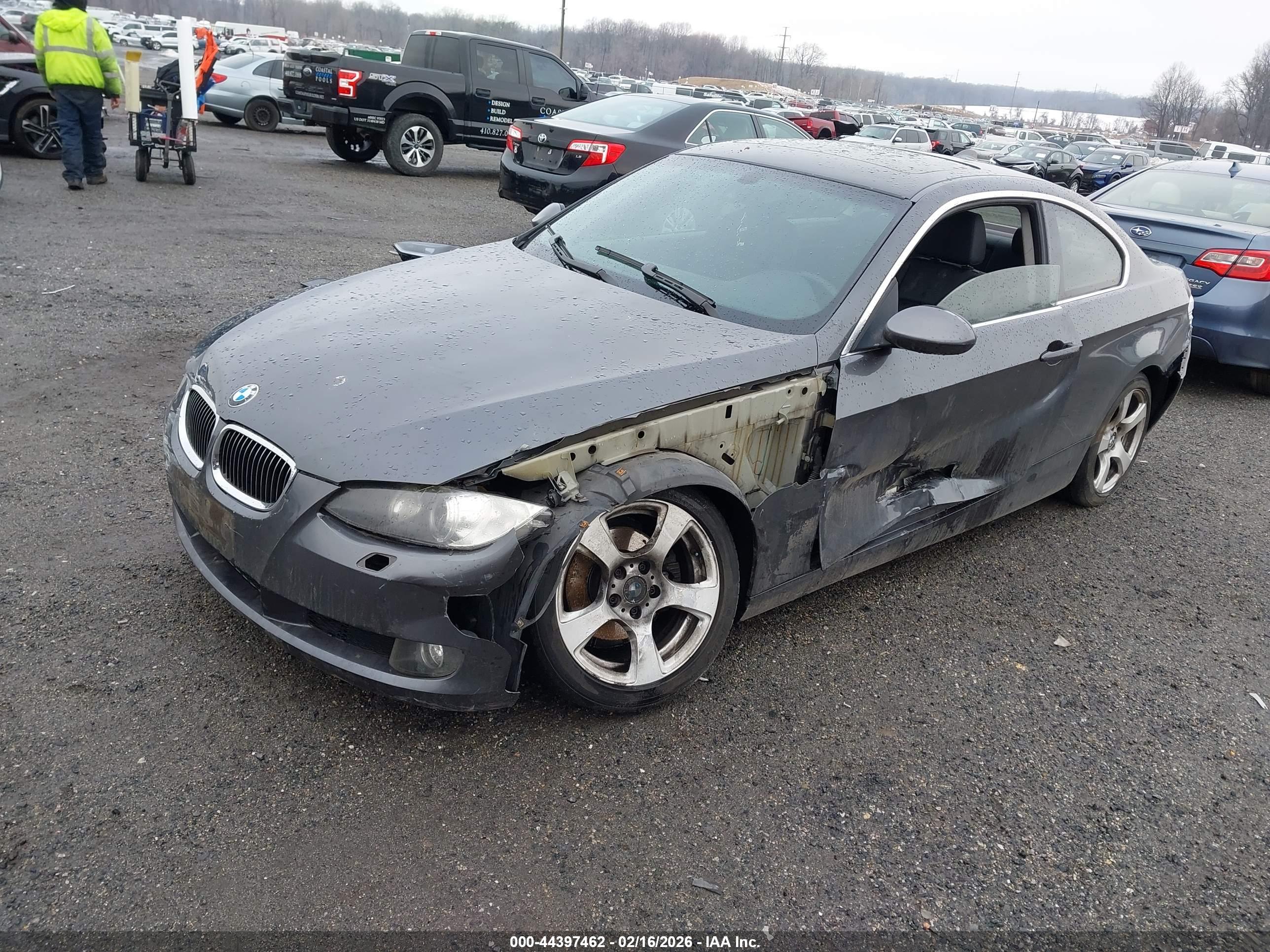 BMW 328XI image 2