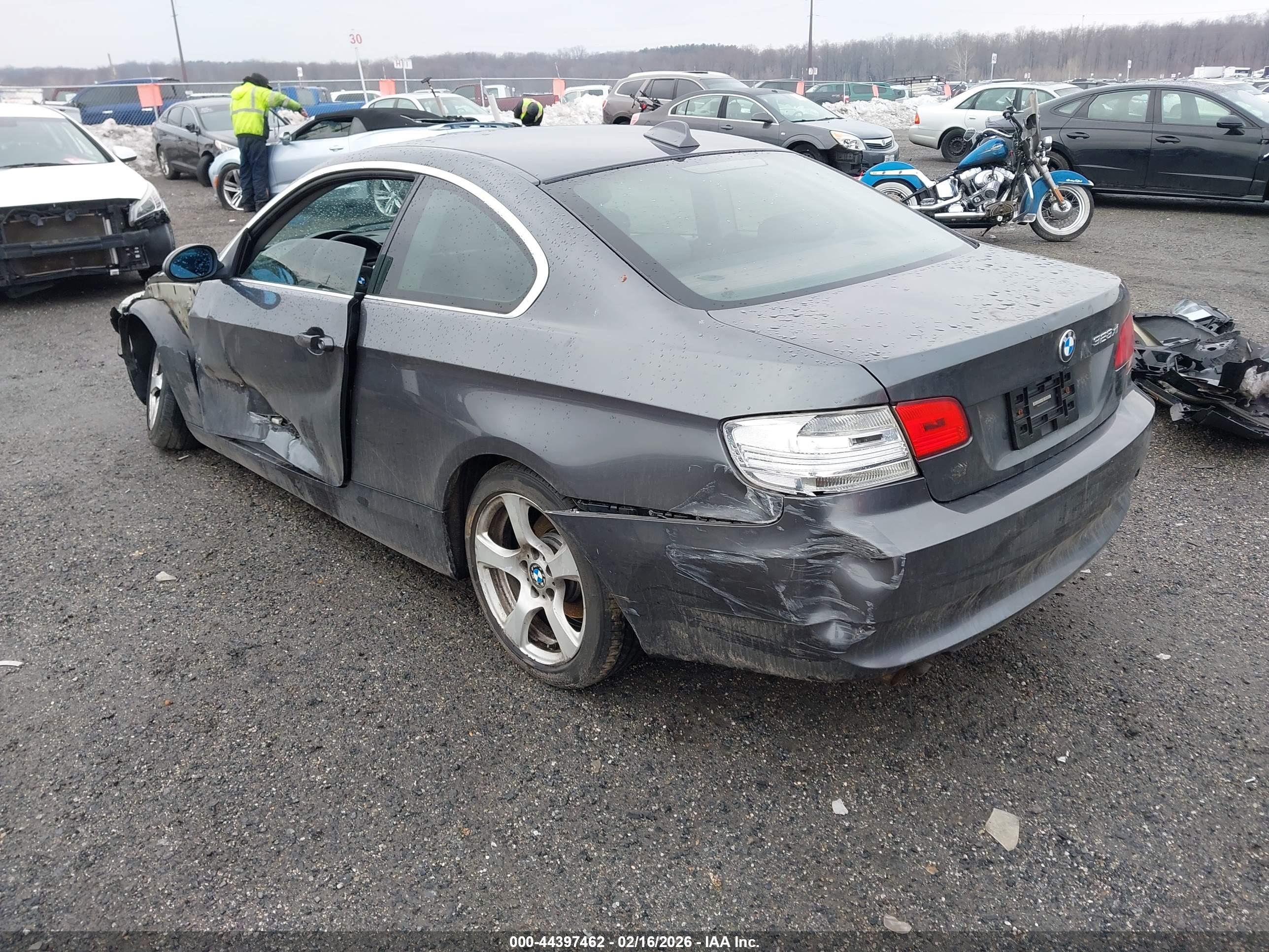 BMW 328XI image 3
