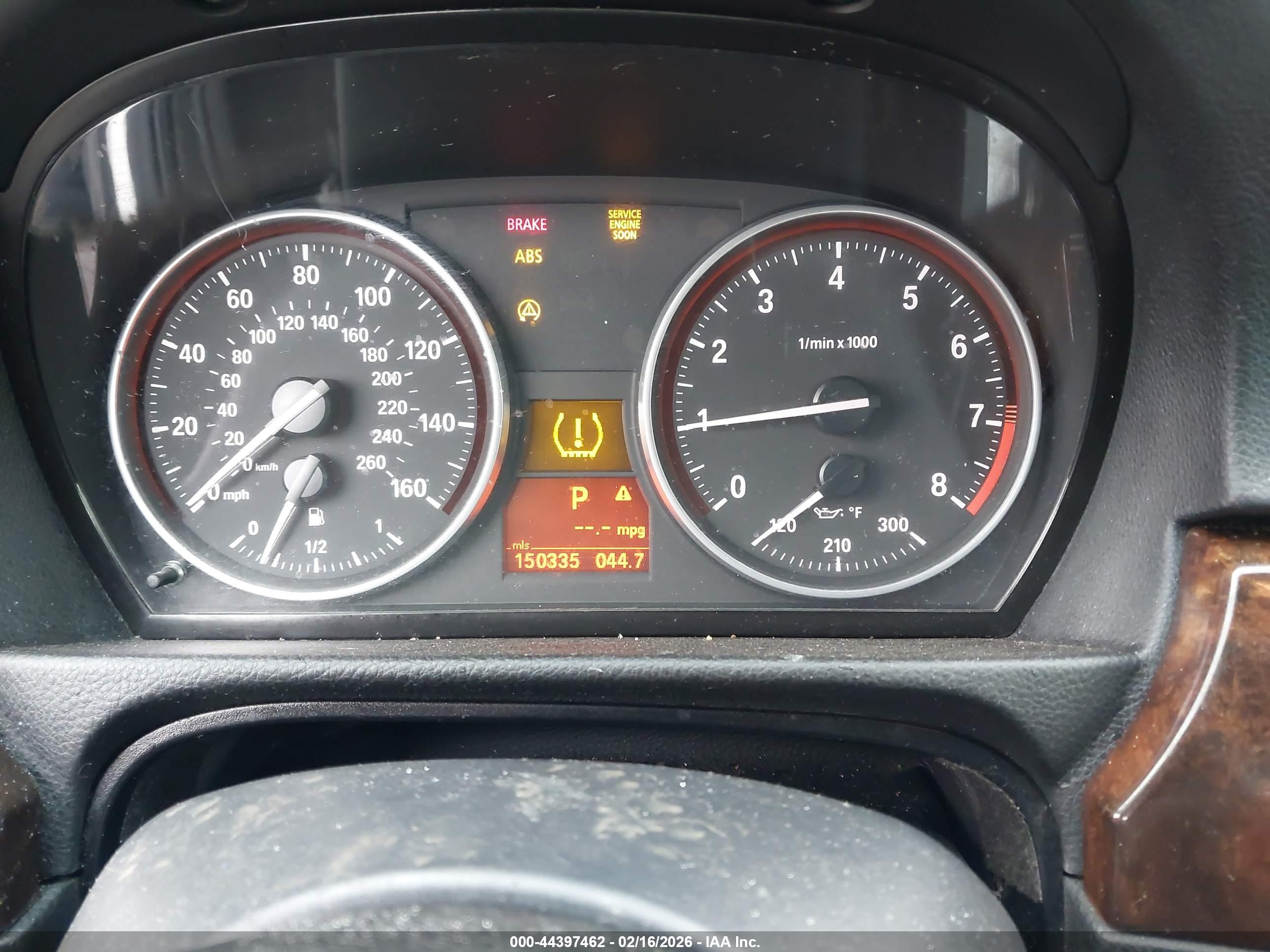 BMW 328XI image 7