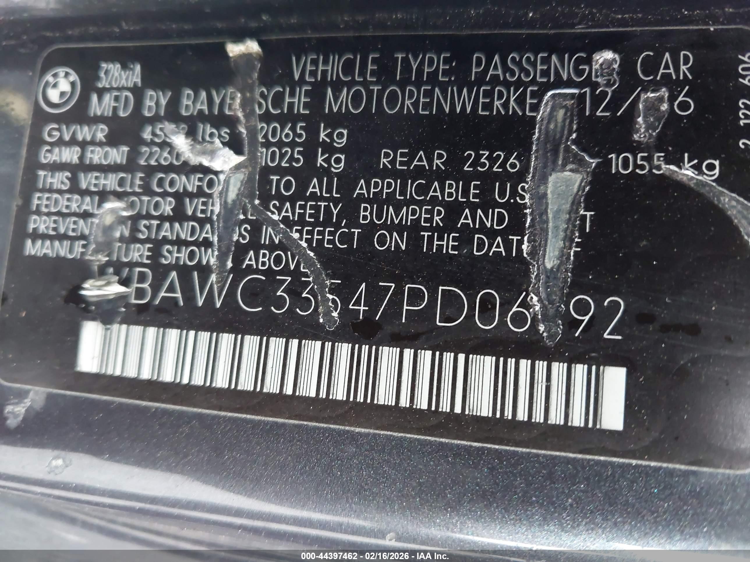 BMW 328XI image 9