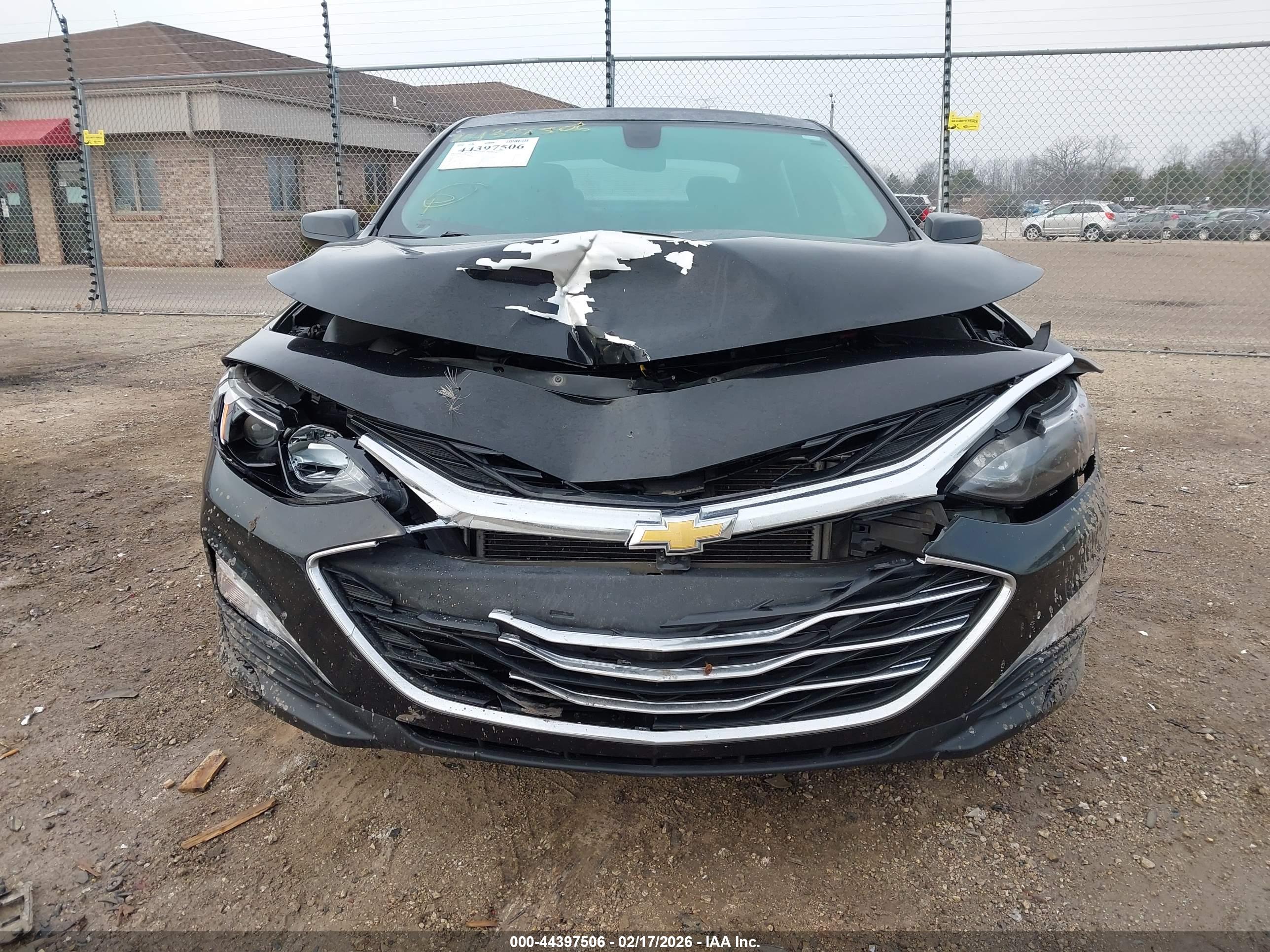 CHEVROLET MALIBU image 6