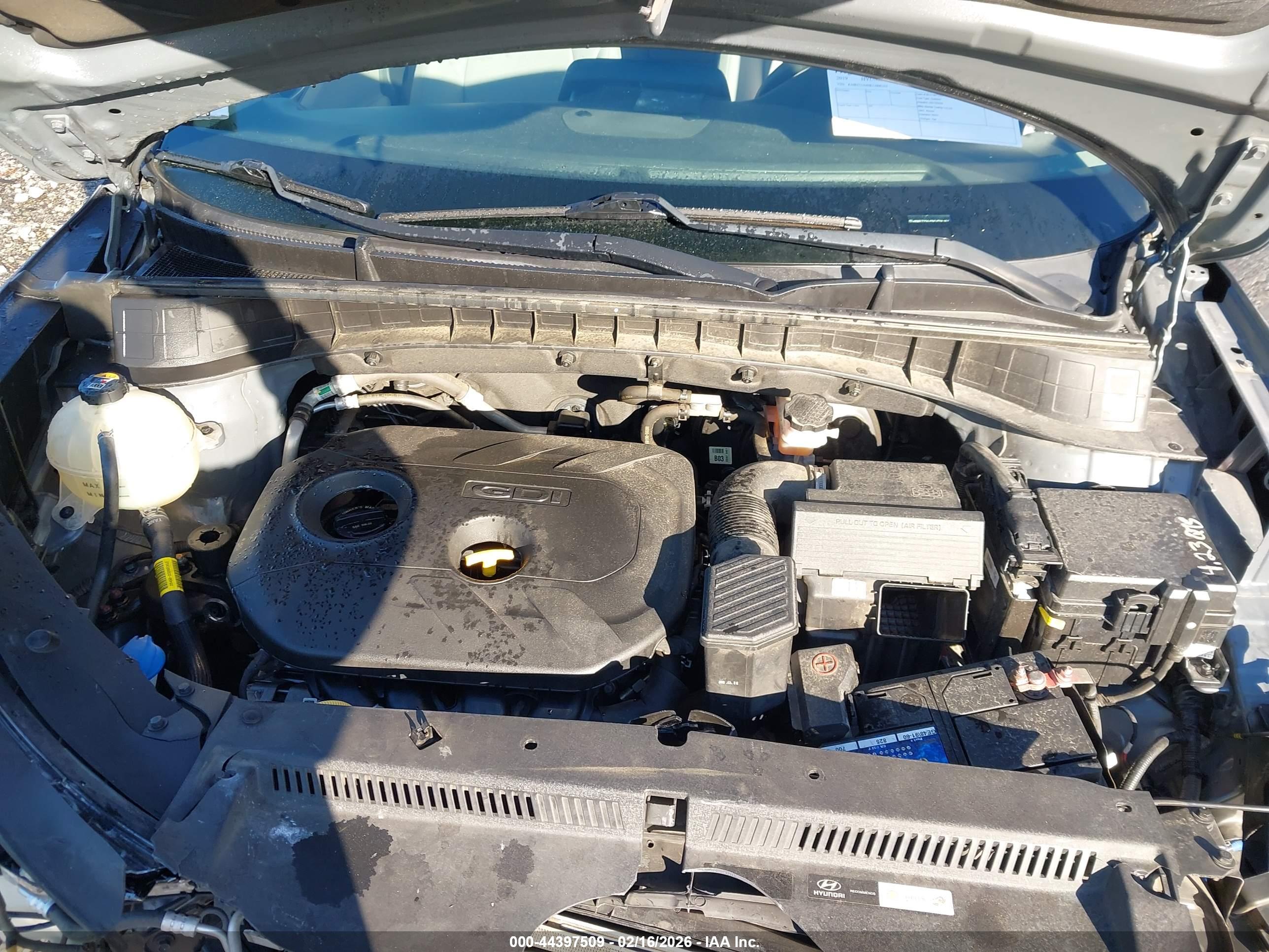 HYUNDAI TUCSON image 10