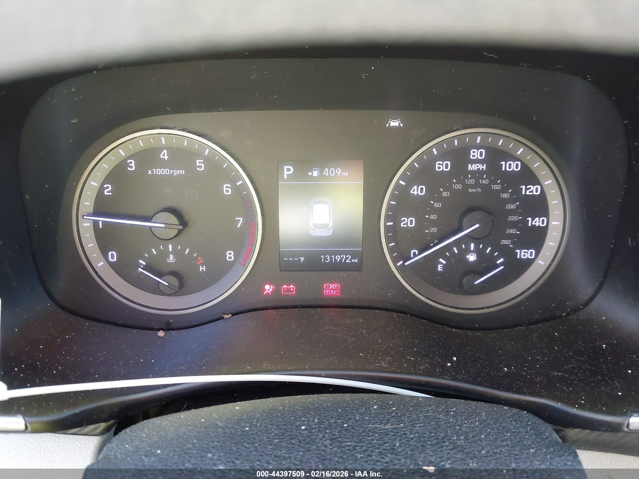 HYUNDAI TUCSON image 7