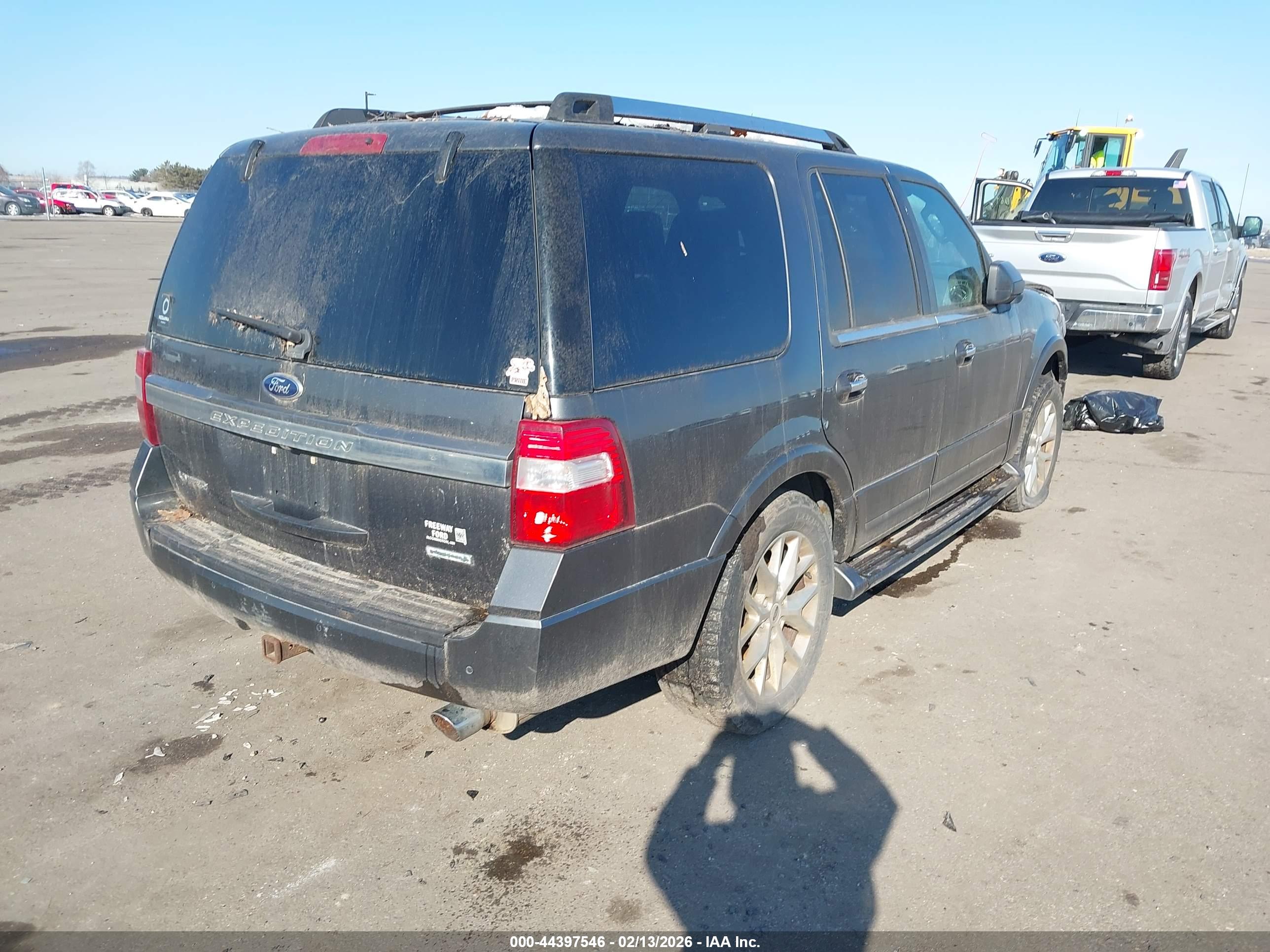 FORD EXPEDITION image 4