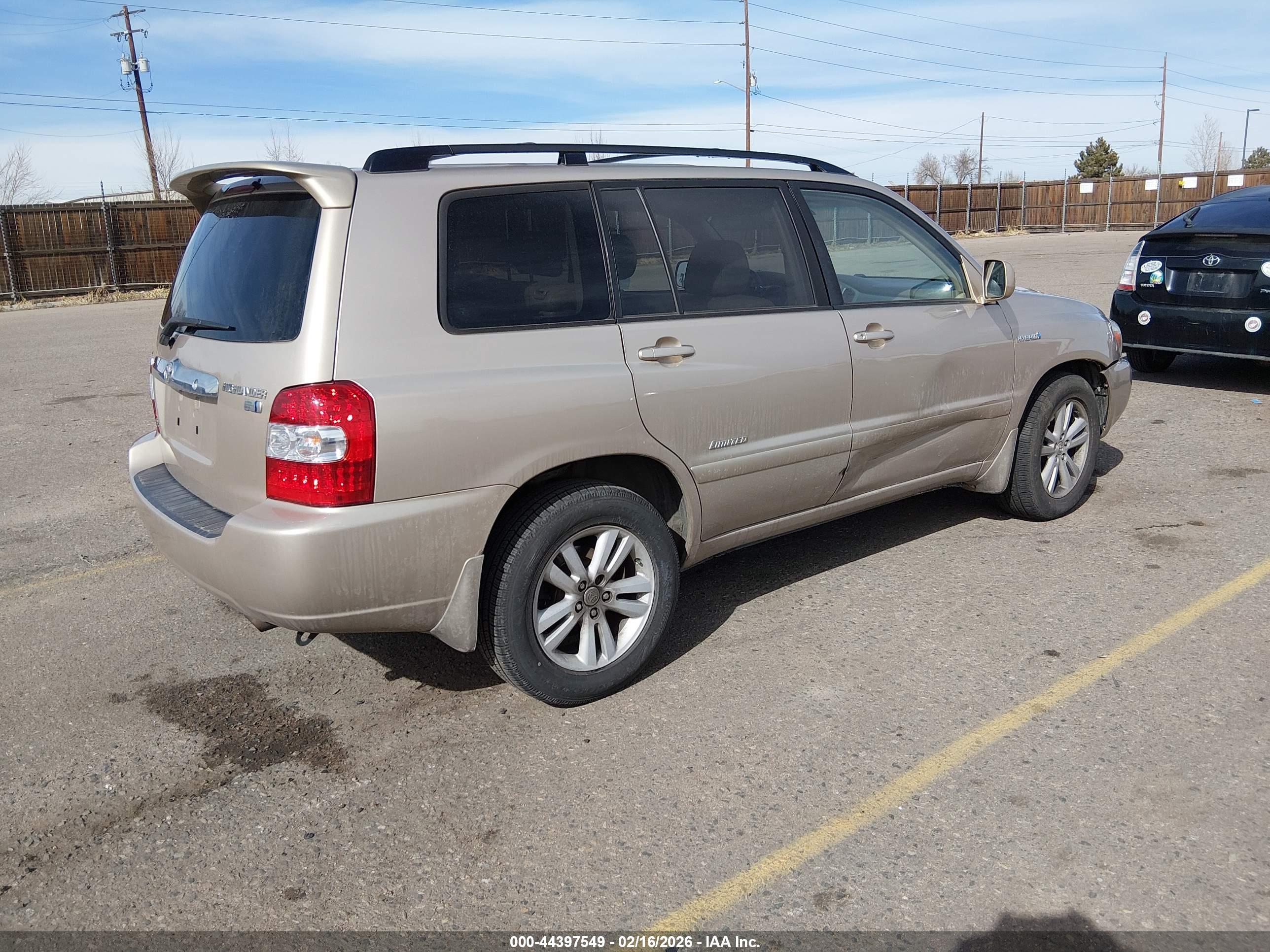 TOYOTA HIGHLANDER image 4
