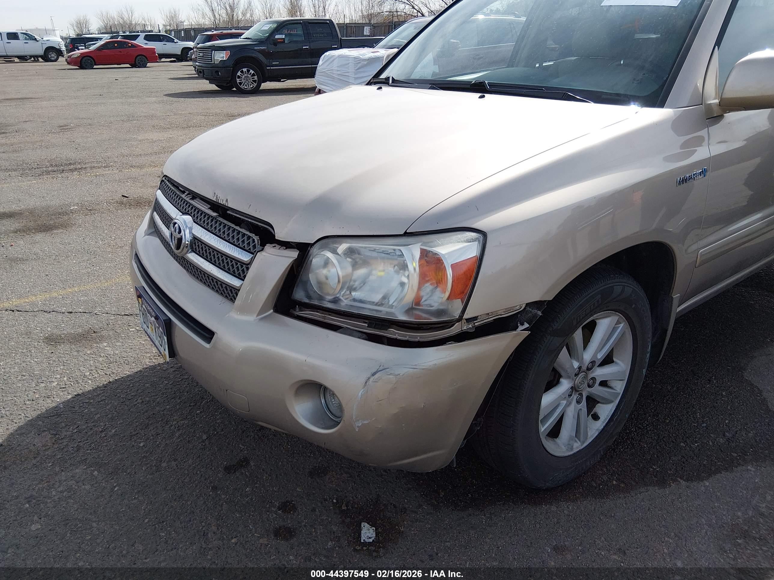 TOYOTA HIGHLANDER image 6
