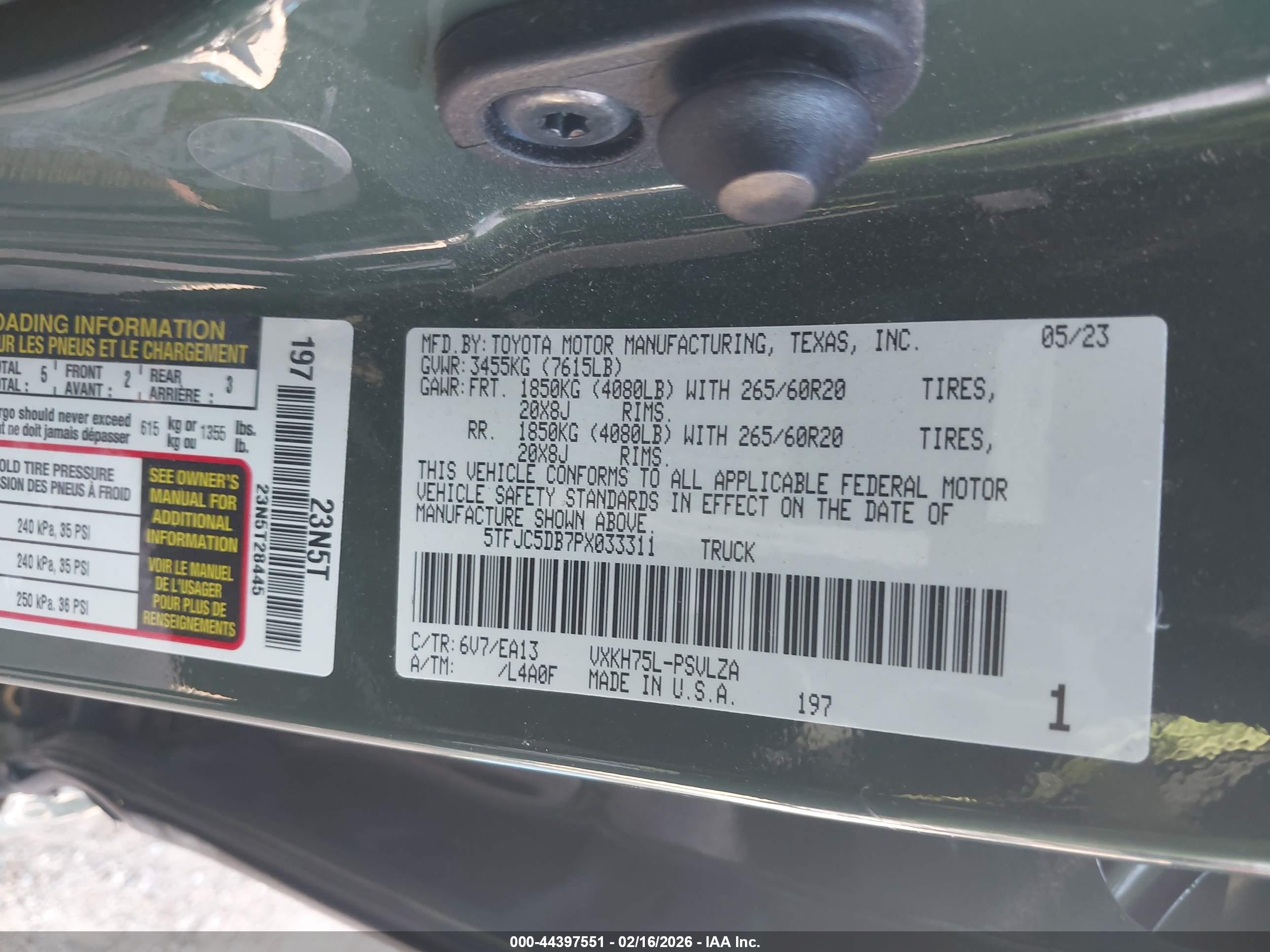 TOYOTA TUNDRA image 9