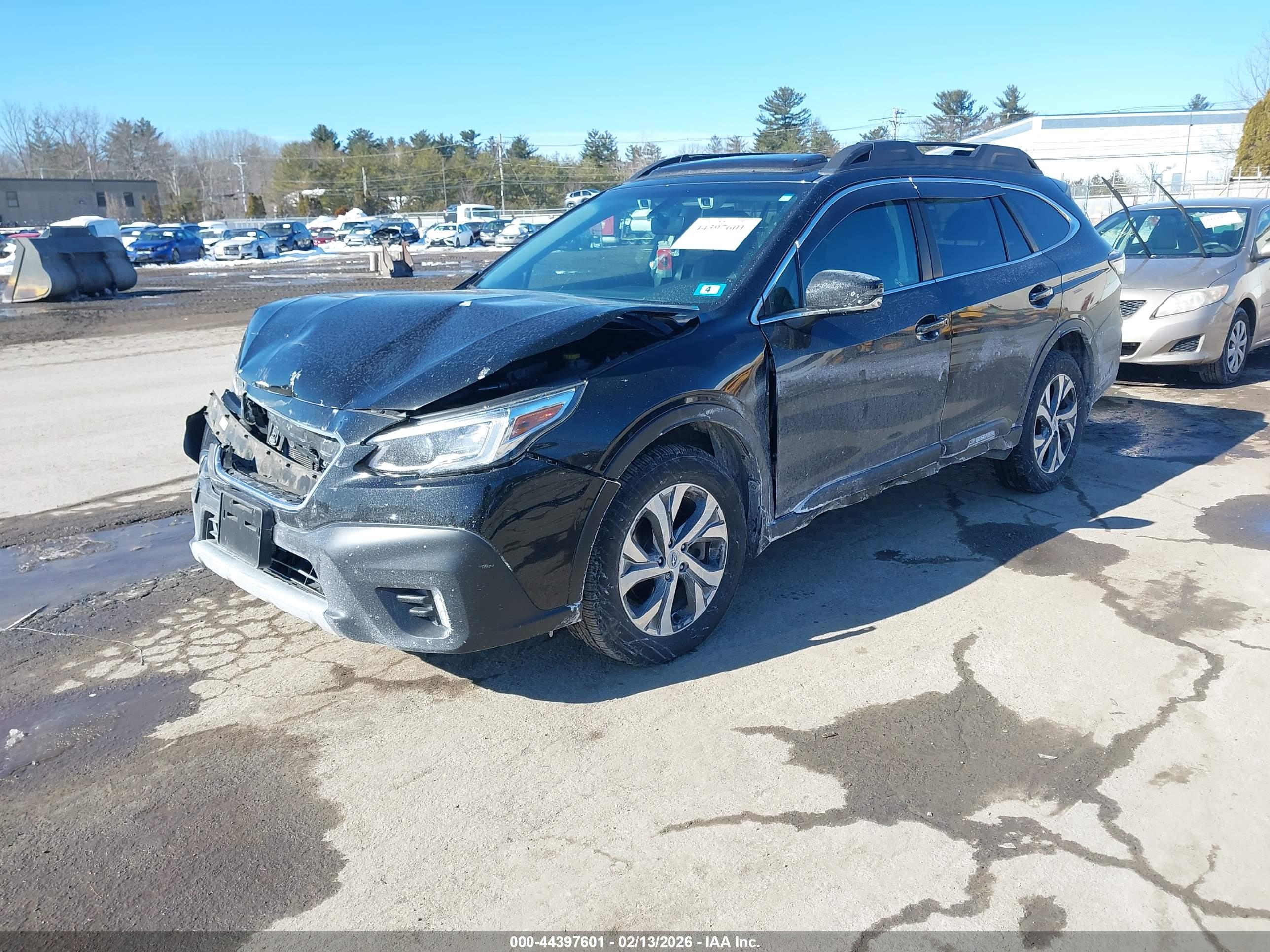 SUBARU OUTBACK image 2