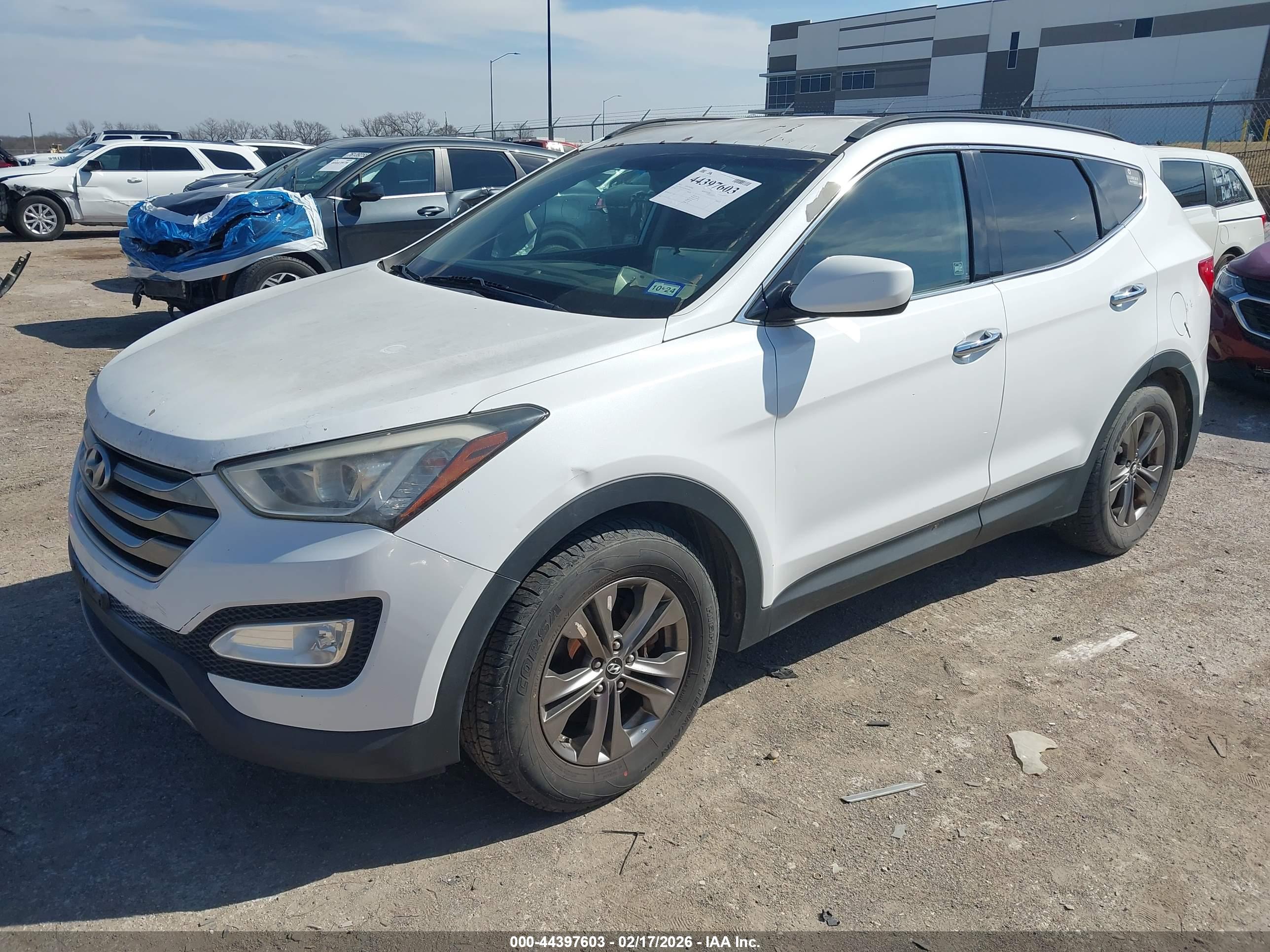 HYUNDAI SANTA image 2