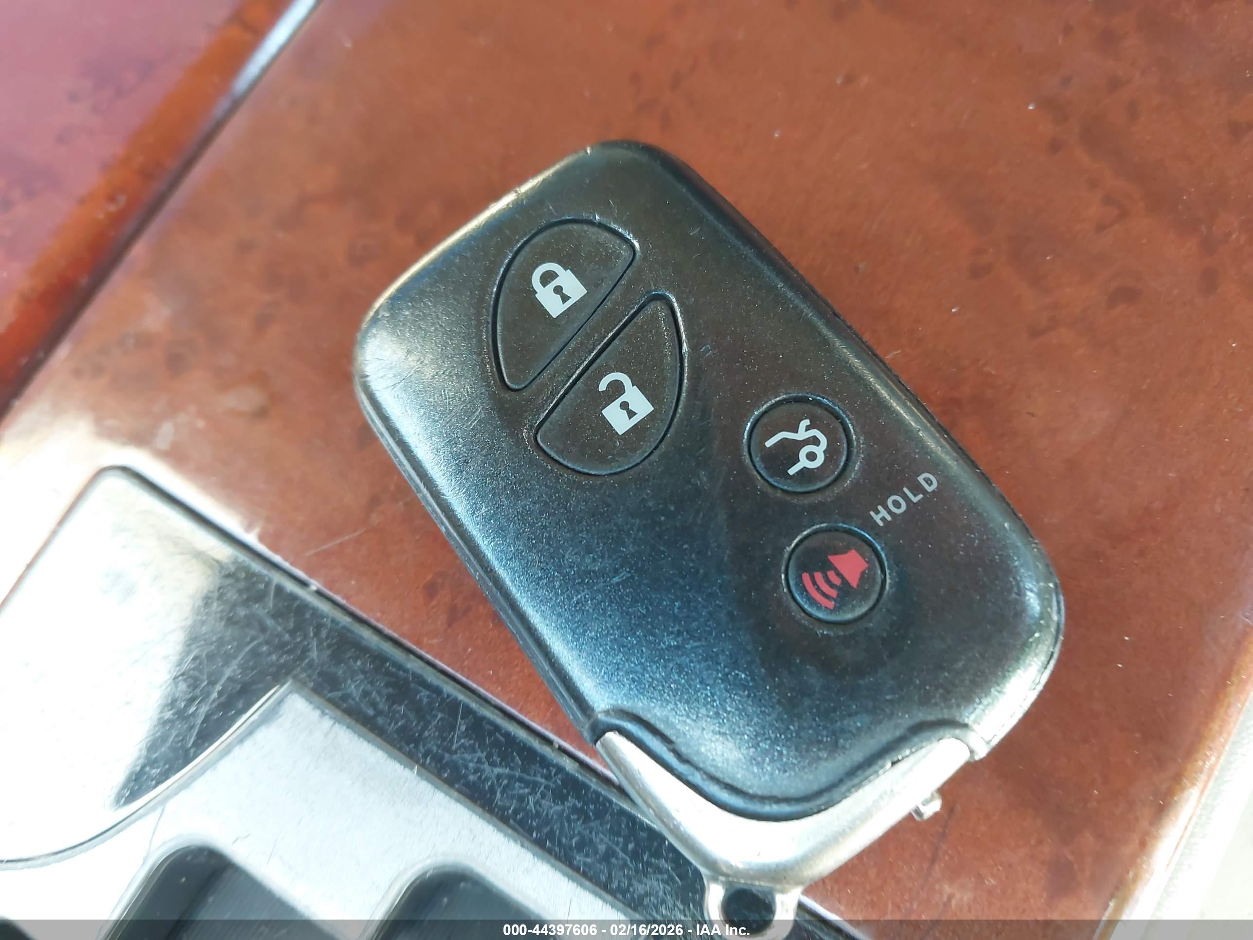 LEXUS GS image 11
