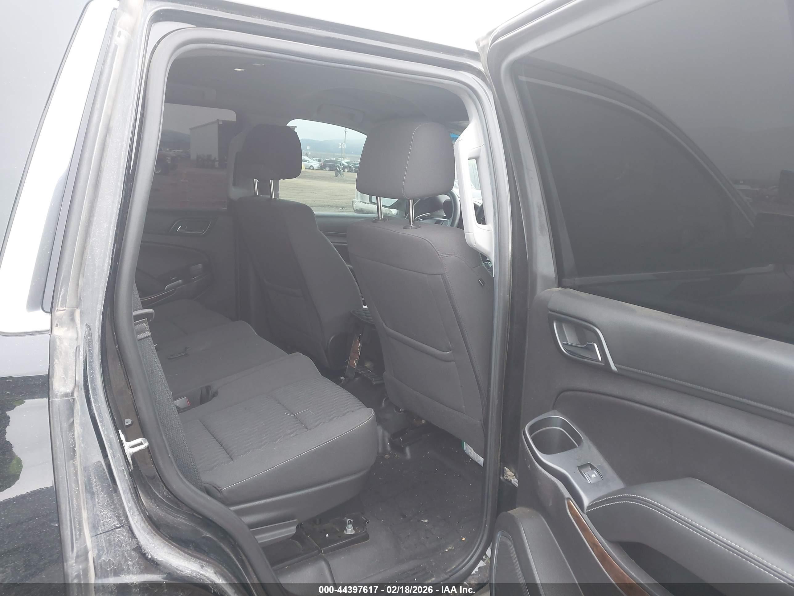 CHEVROLET TAHOE image 8