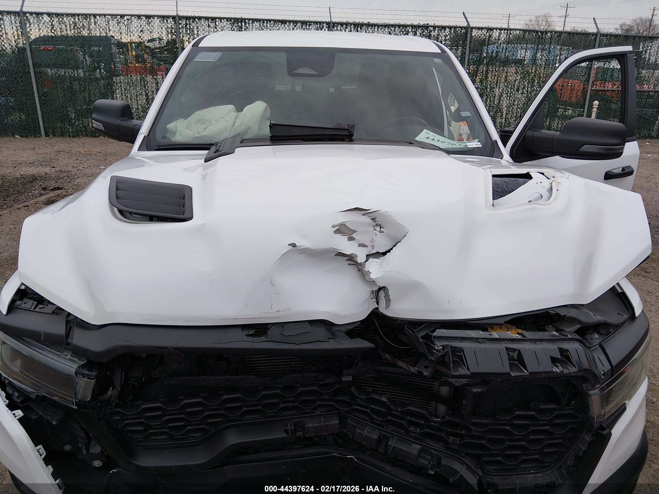 RAM 1500 image 10