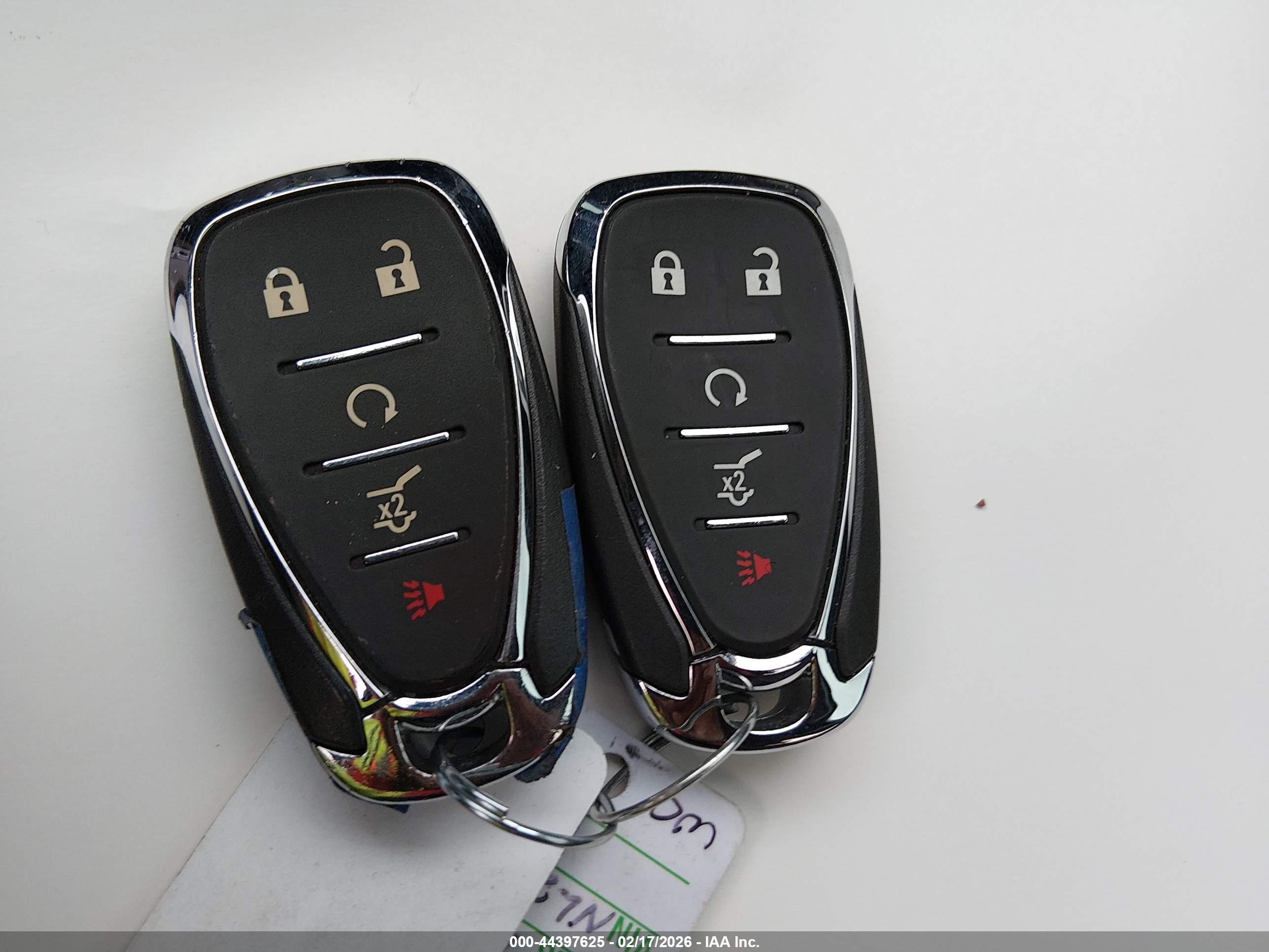 CHEVROLET EQUINOX image 11