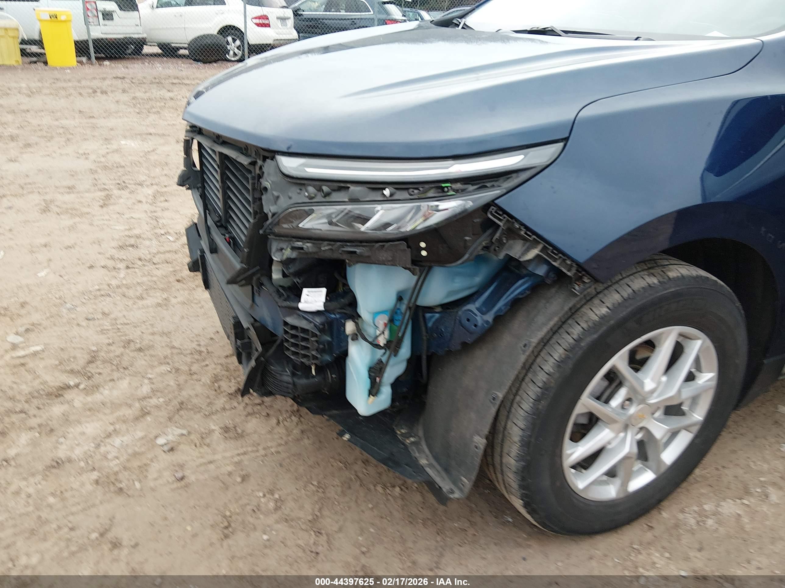 CHEVROLET EQUINOX image 6