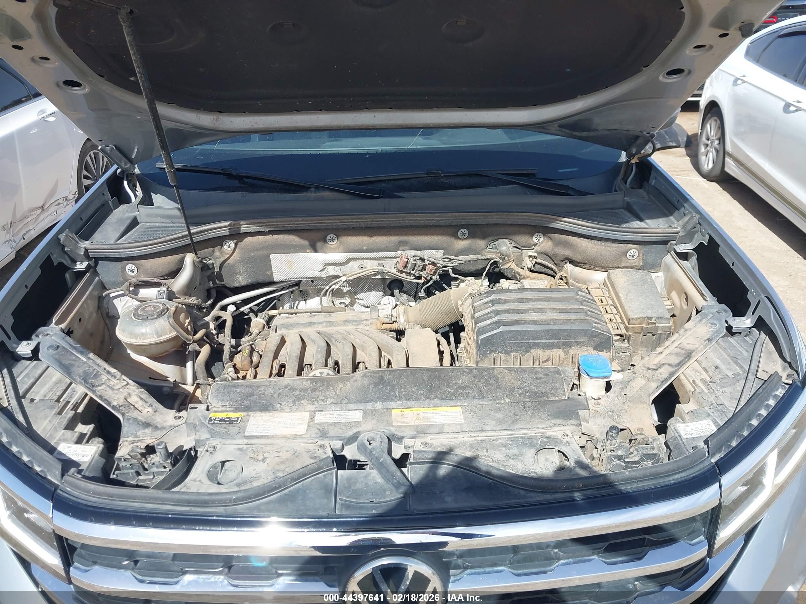 VOLKSWAGEN ATLAS image 10