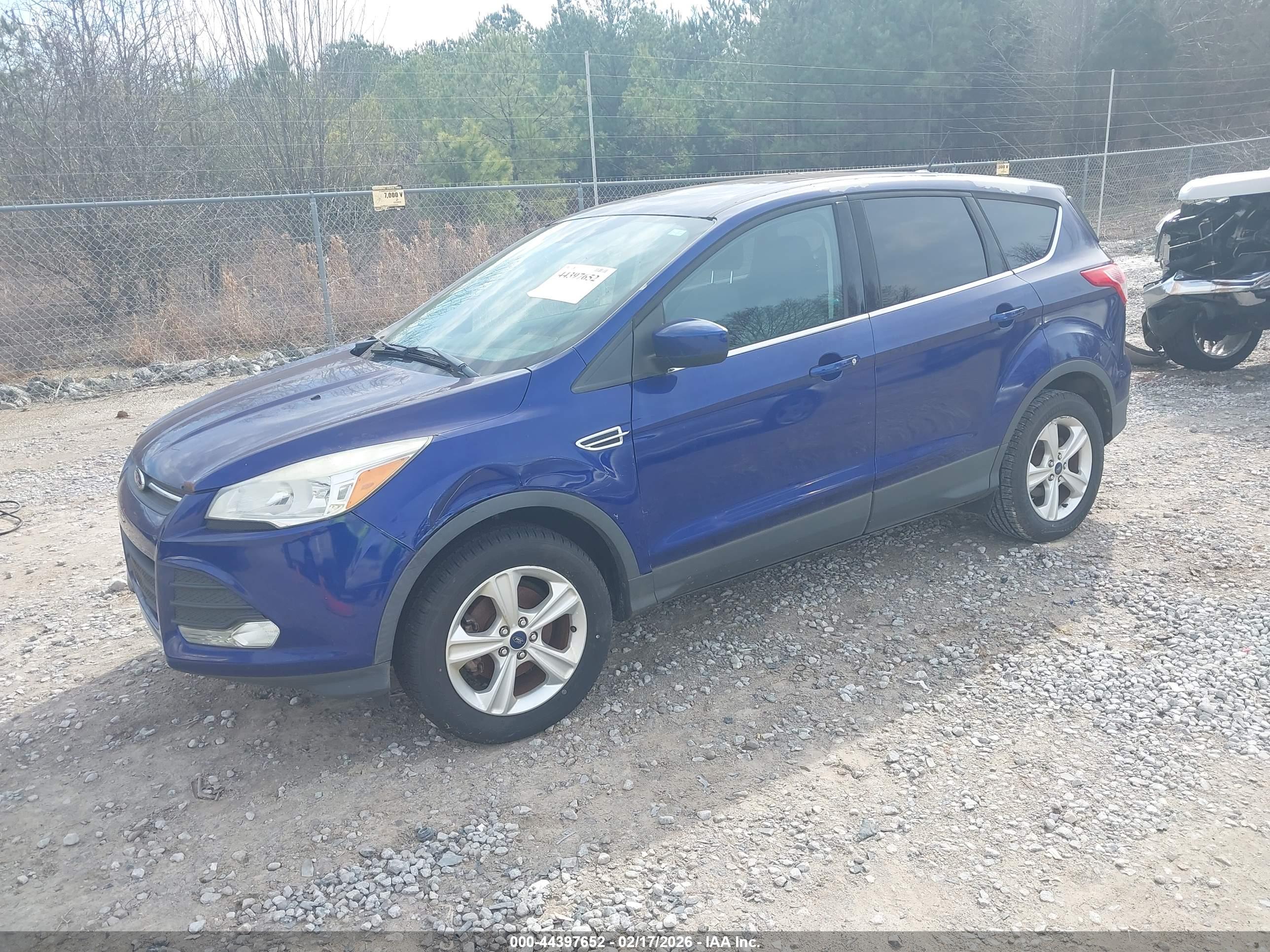 FORD ESCAPE image 2