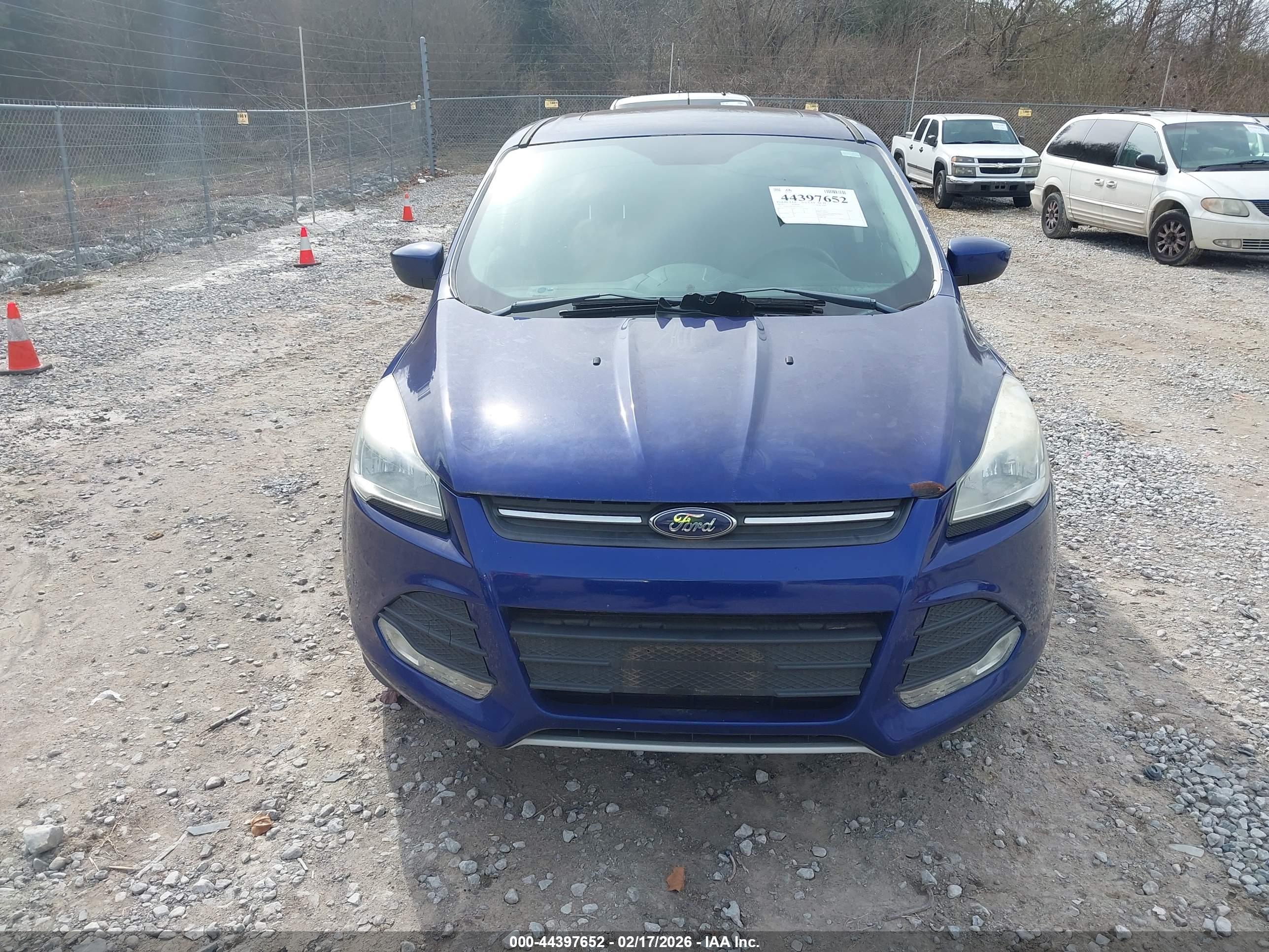 FORD ESCAPE image 6