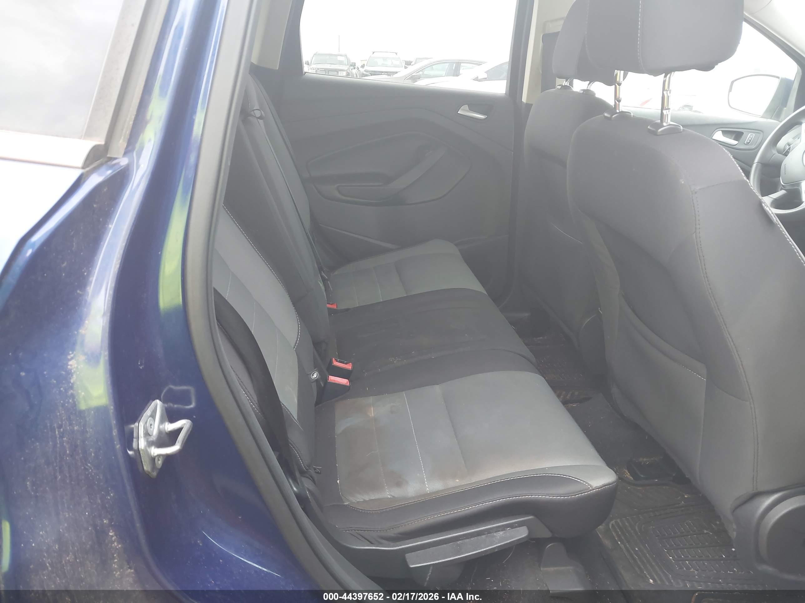 FORD ESCAPE image 8