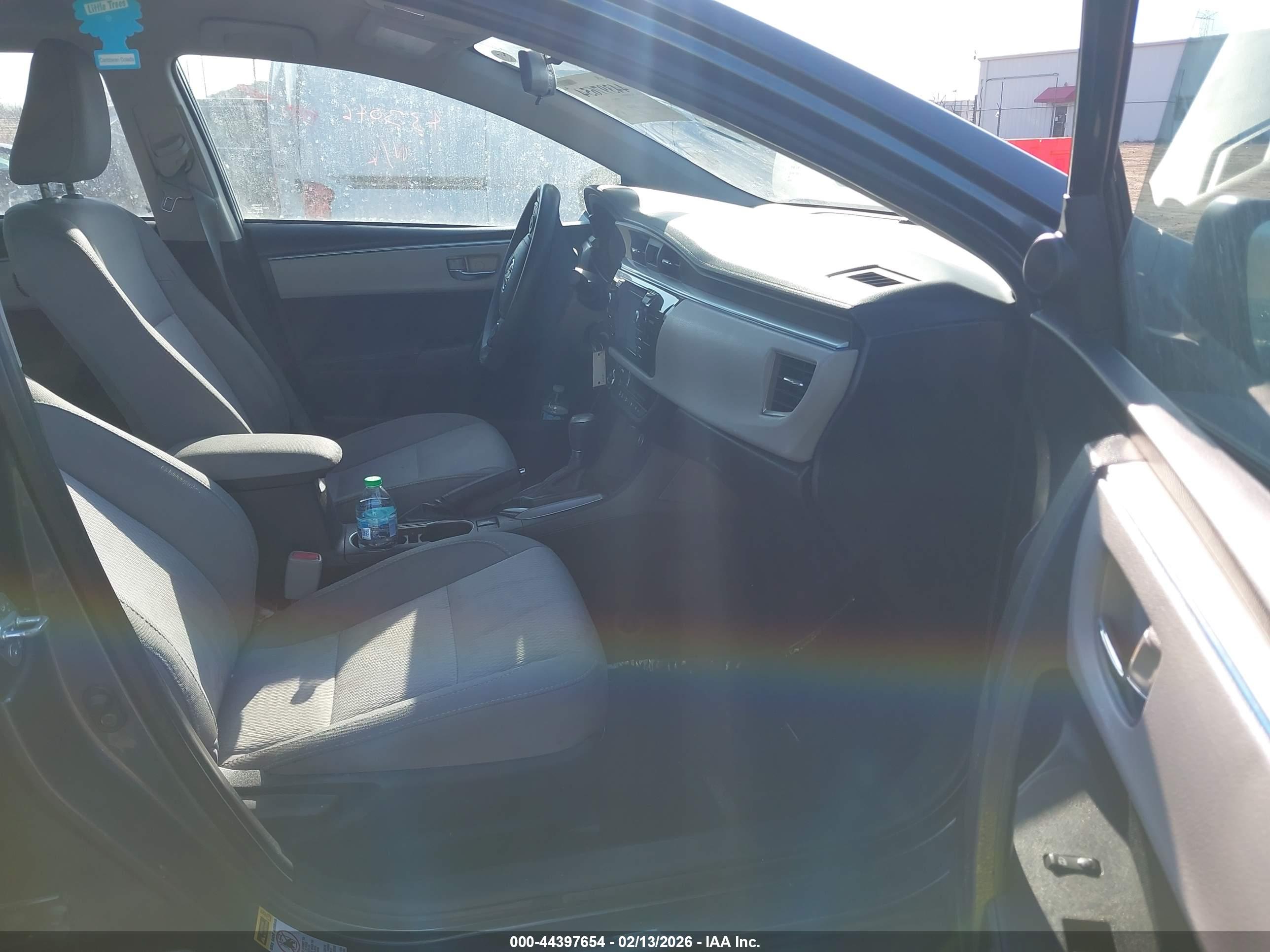 TOYOTA COROLLA image 5
