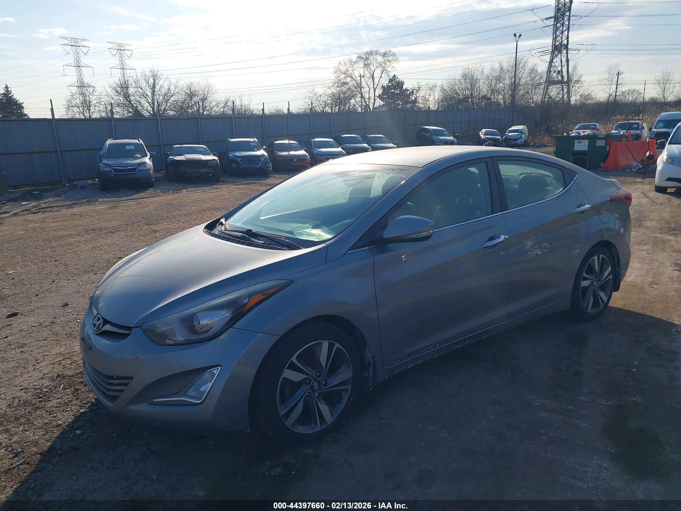 HYUNDAI ELANTRA image 2