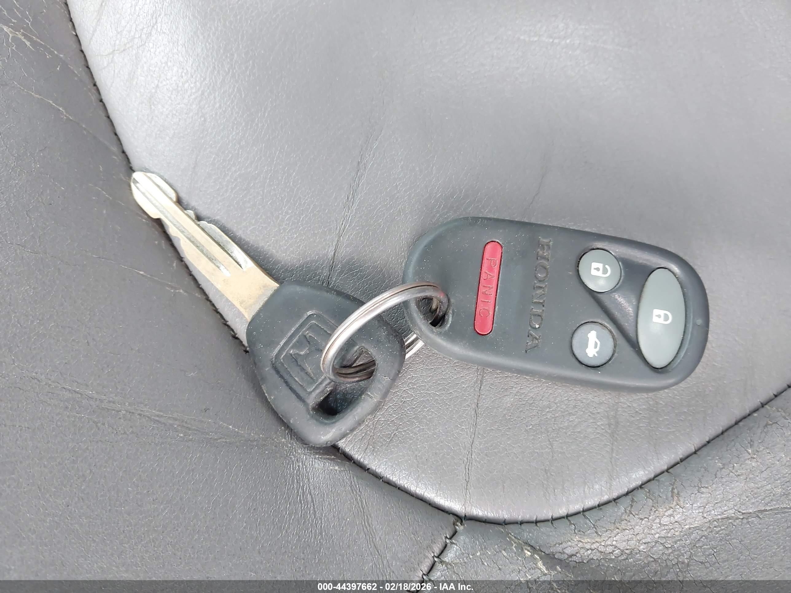 HONDA ACCORD image 11