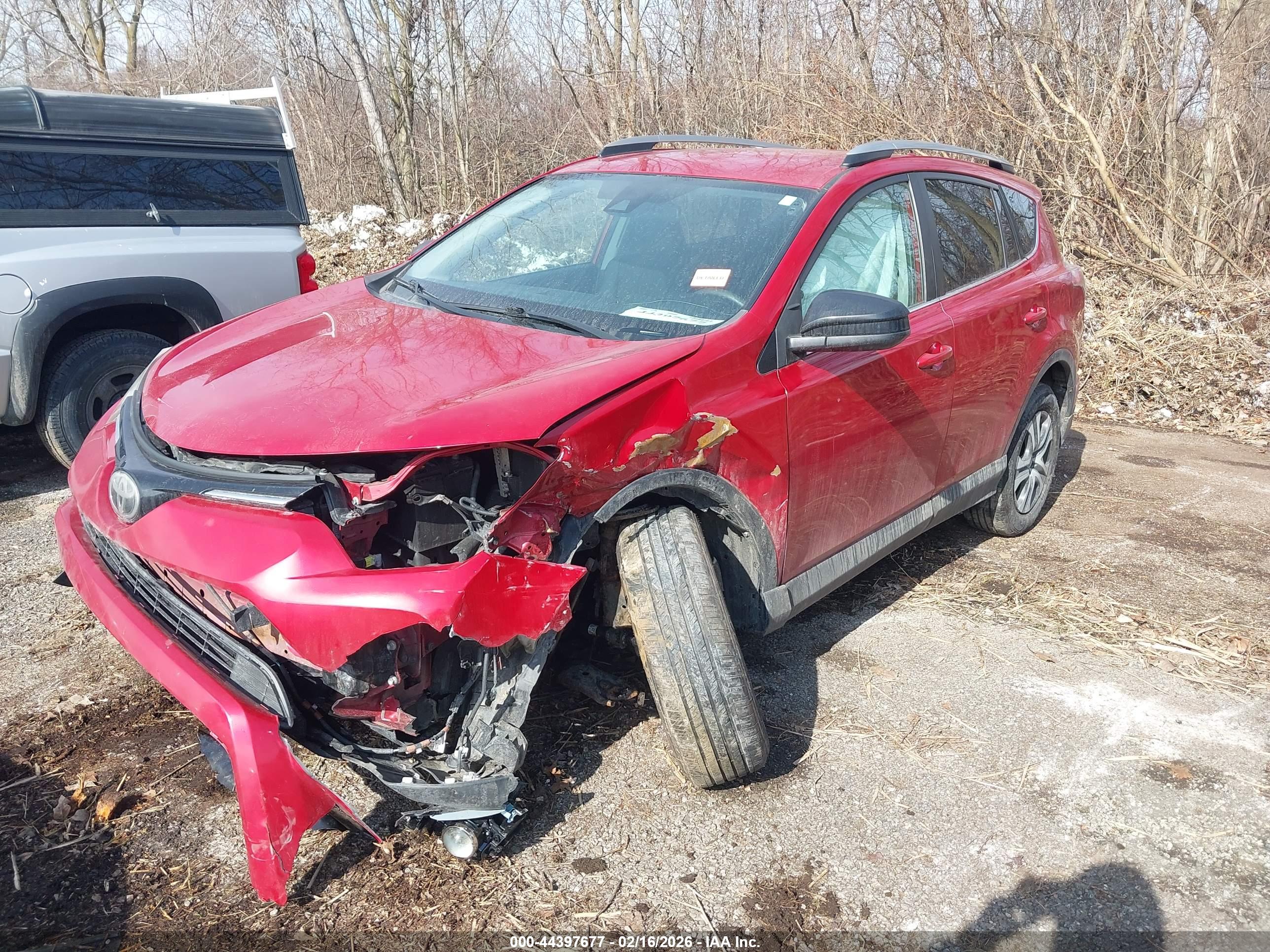 TOYOTA RAV4 image 2