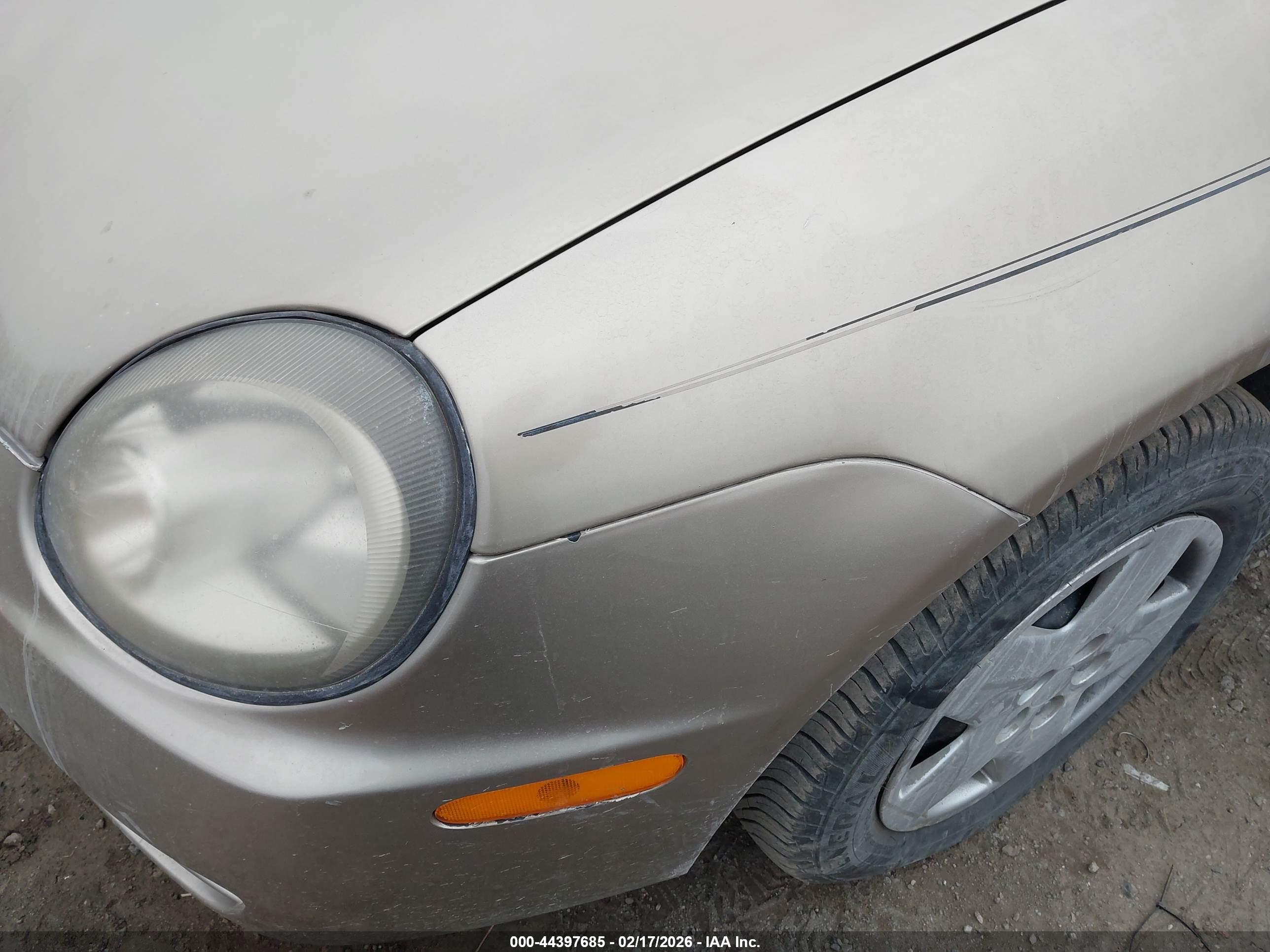 DODGE NEON image 6