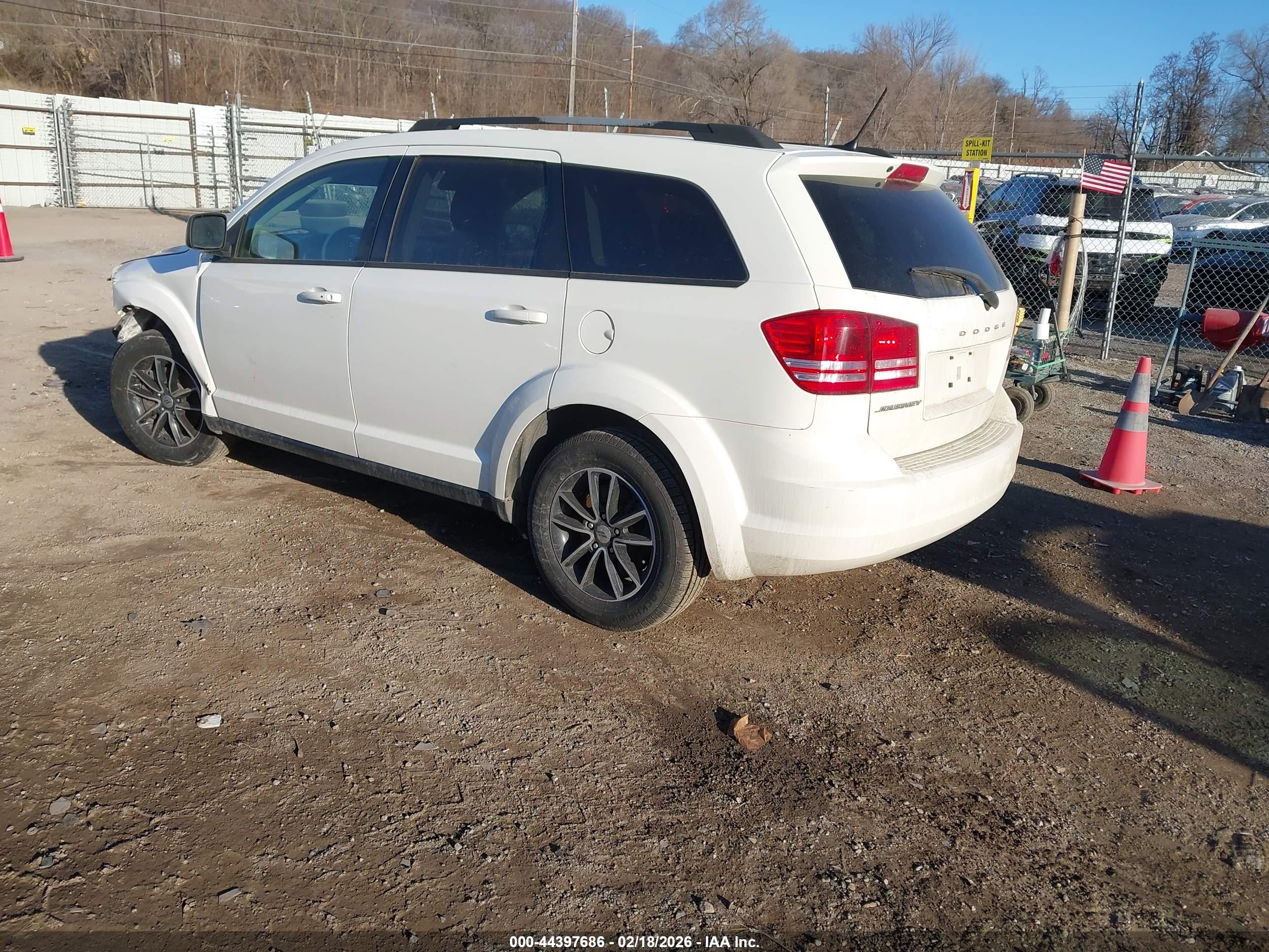 DODGE JOURNEY image 3