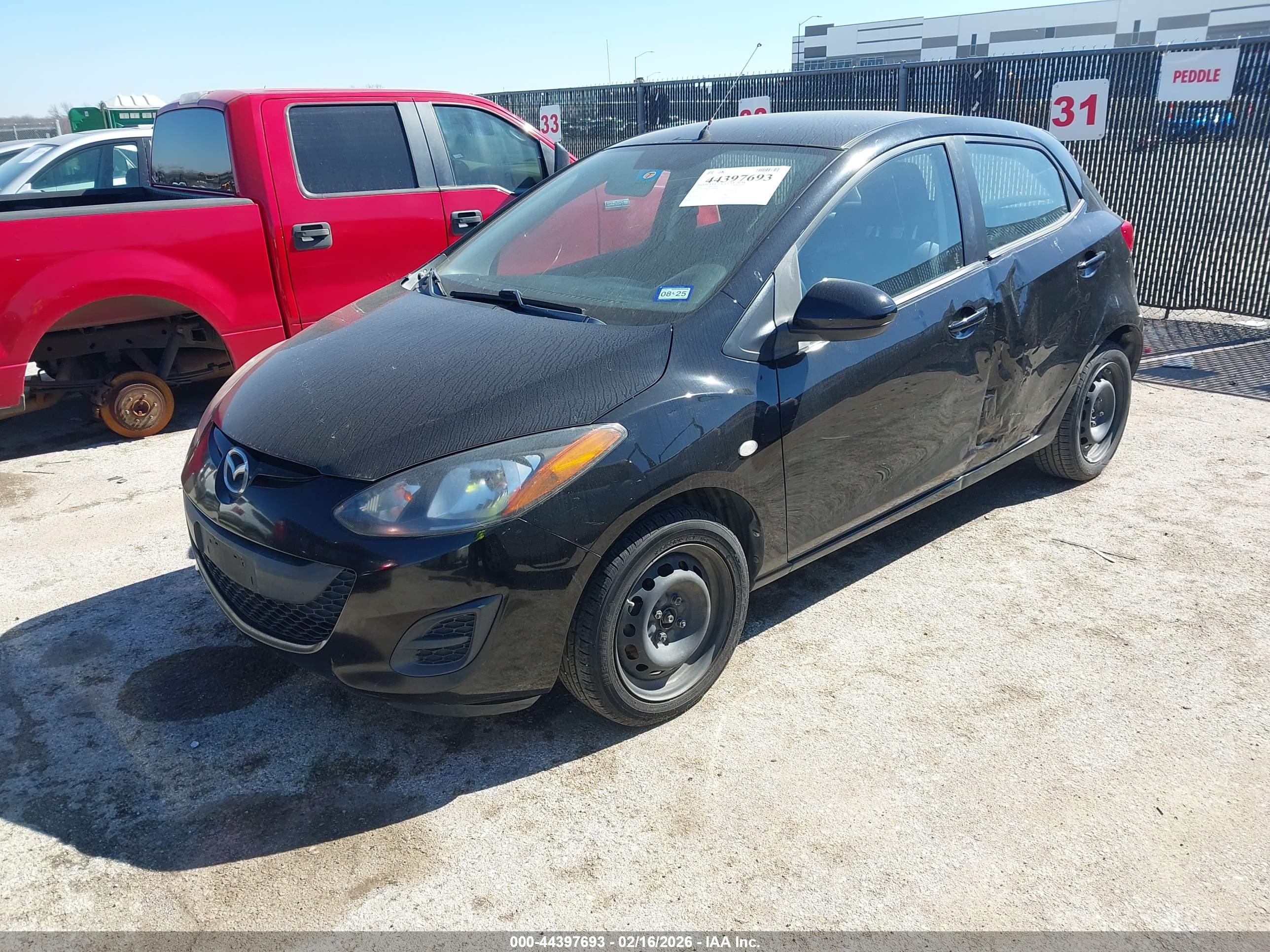 MAZDA MAZDA2 image 2