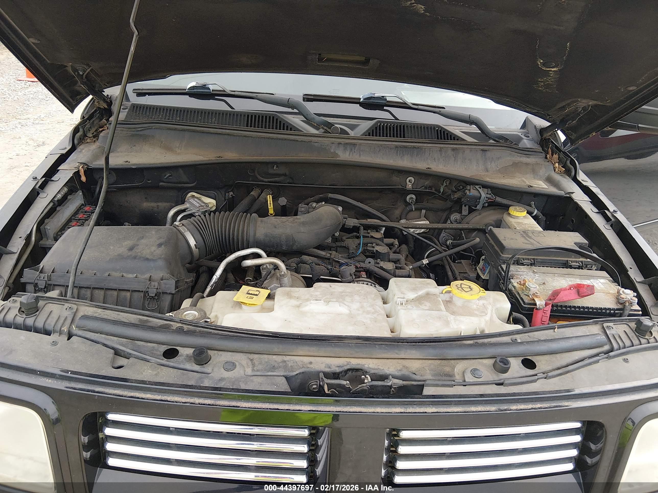 DODGE NITRO image 10