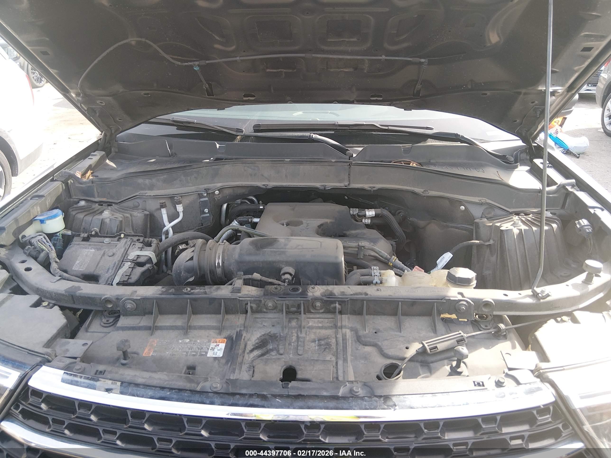 FORD EXPLORER image 10