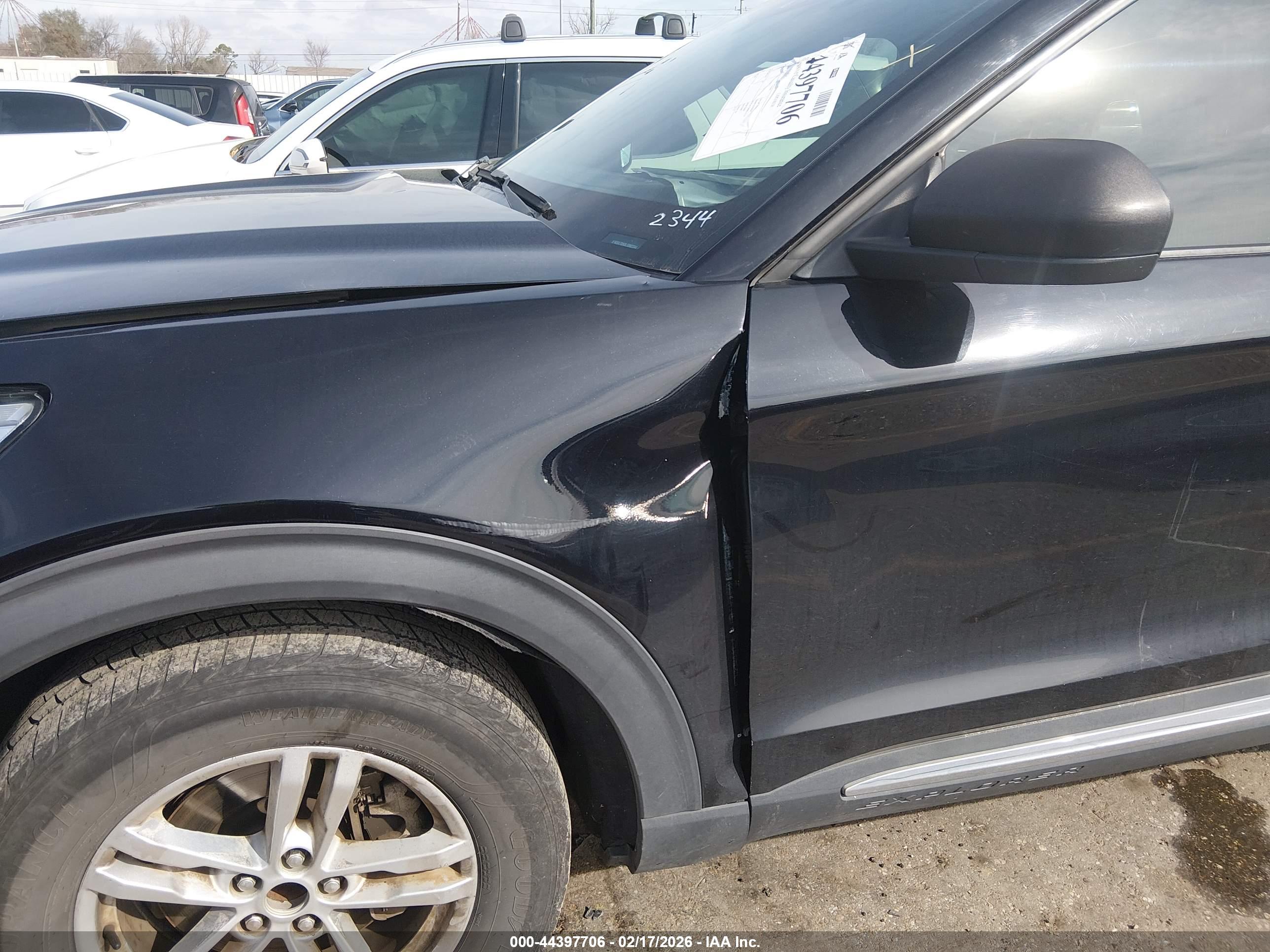 FORD EXPLORER image 6