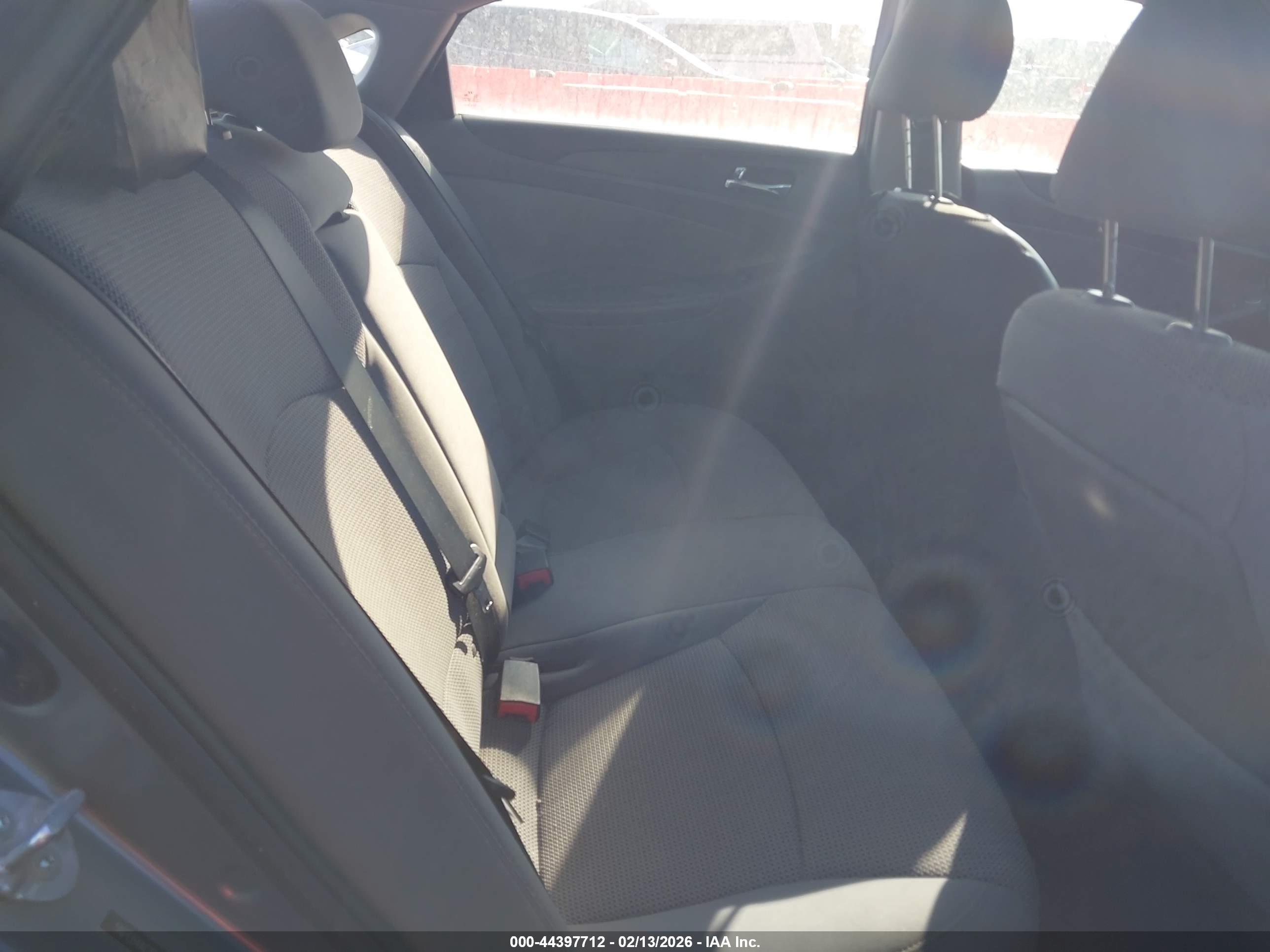 HYUNDAI SONATA image 8